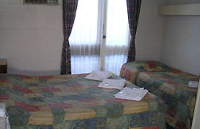 Twin Room Kitchenette,104746238:JPEG