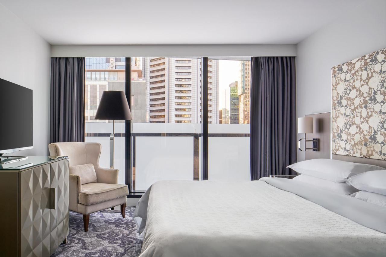 Chambre Lit King-Size Deluxe Plus Spacieuse - Vue sur Ville