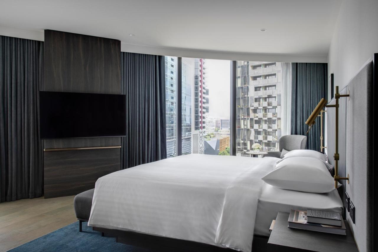 M Club Room with lounge access, Guest room, 1 King
