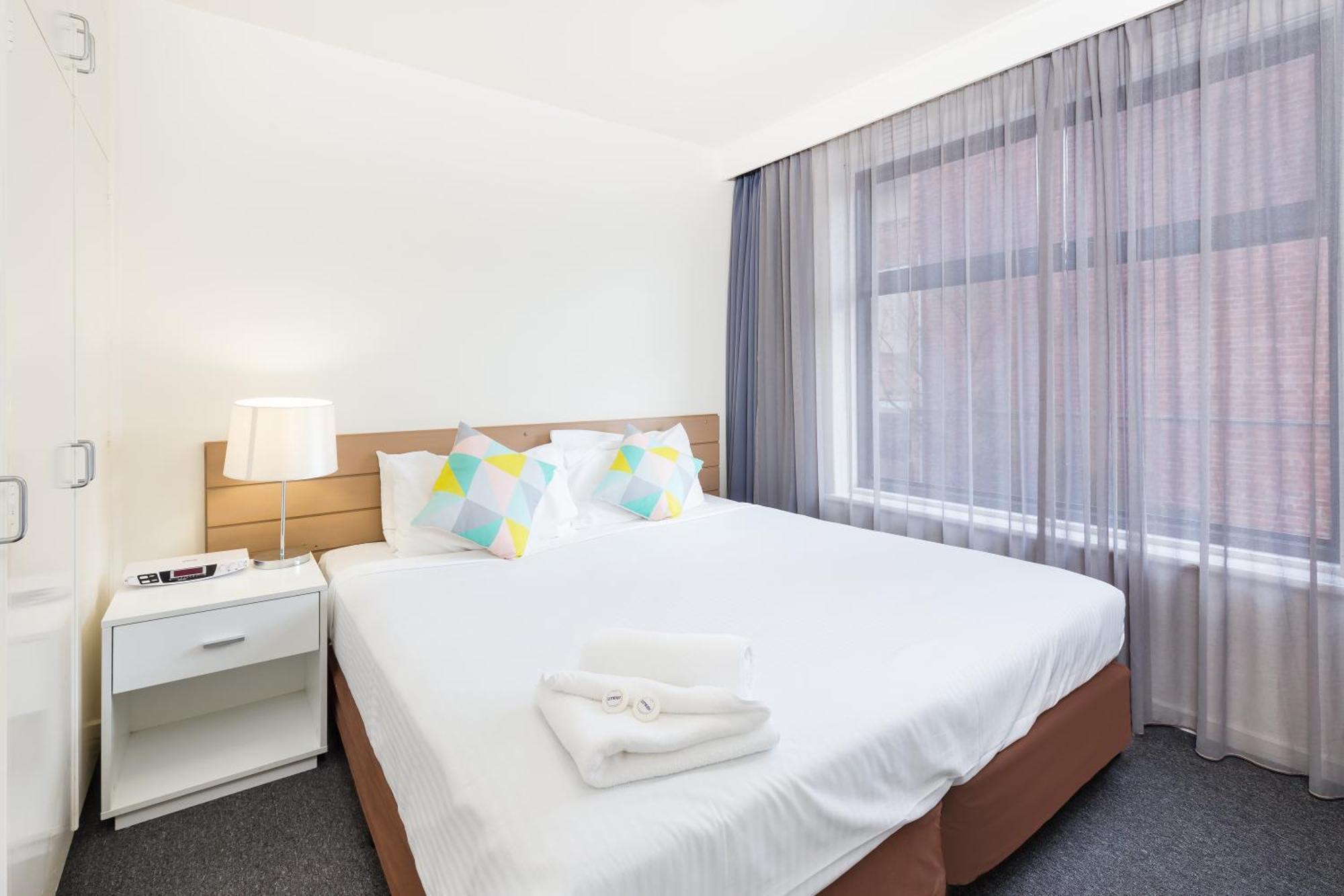 One-Bedroom Apartment - Gipps