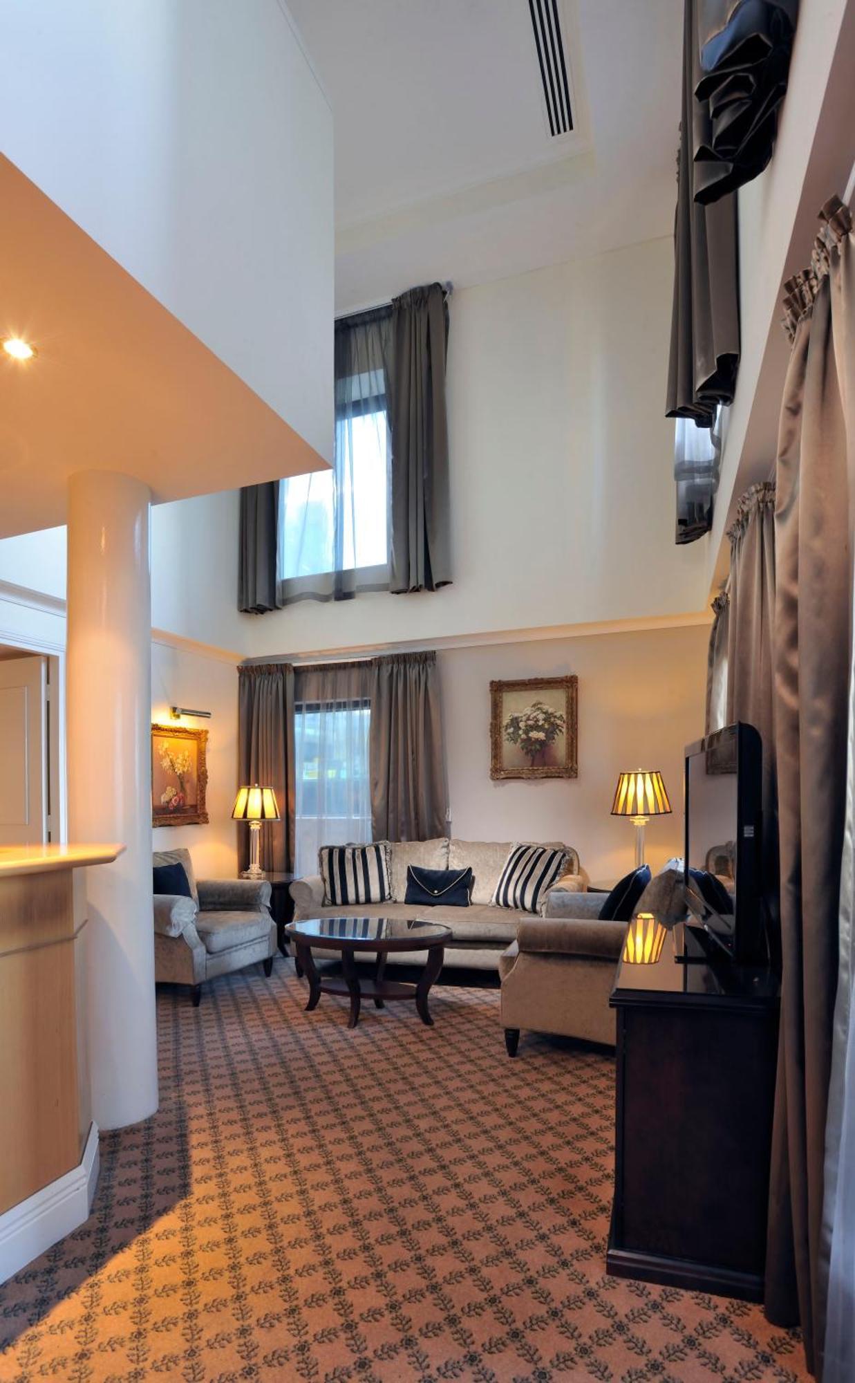 Penthouse Two Bedroom Suite