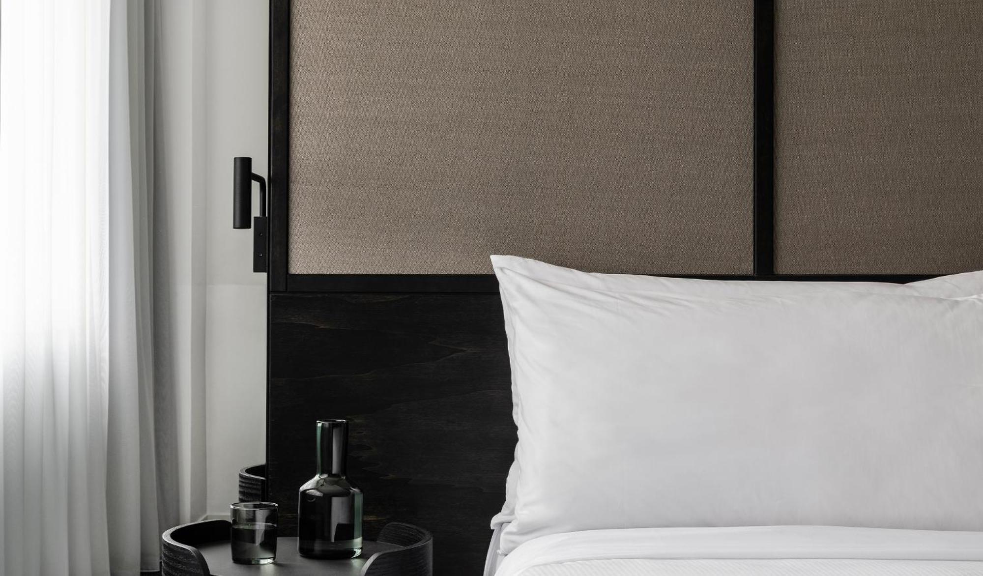 Junior Suite – complimentary drinks during hosted hour WiFi