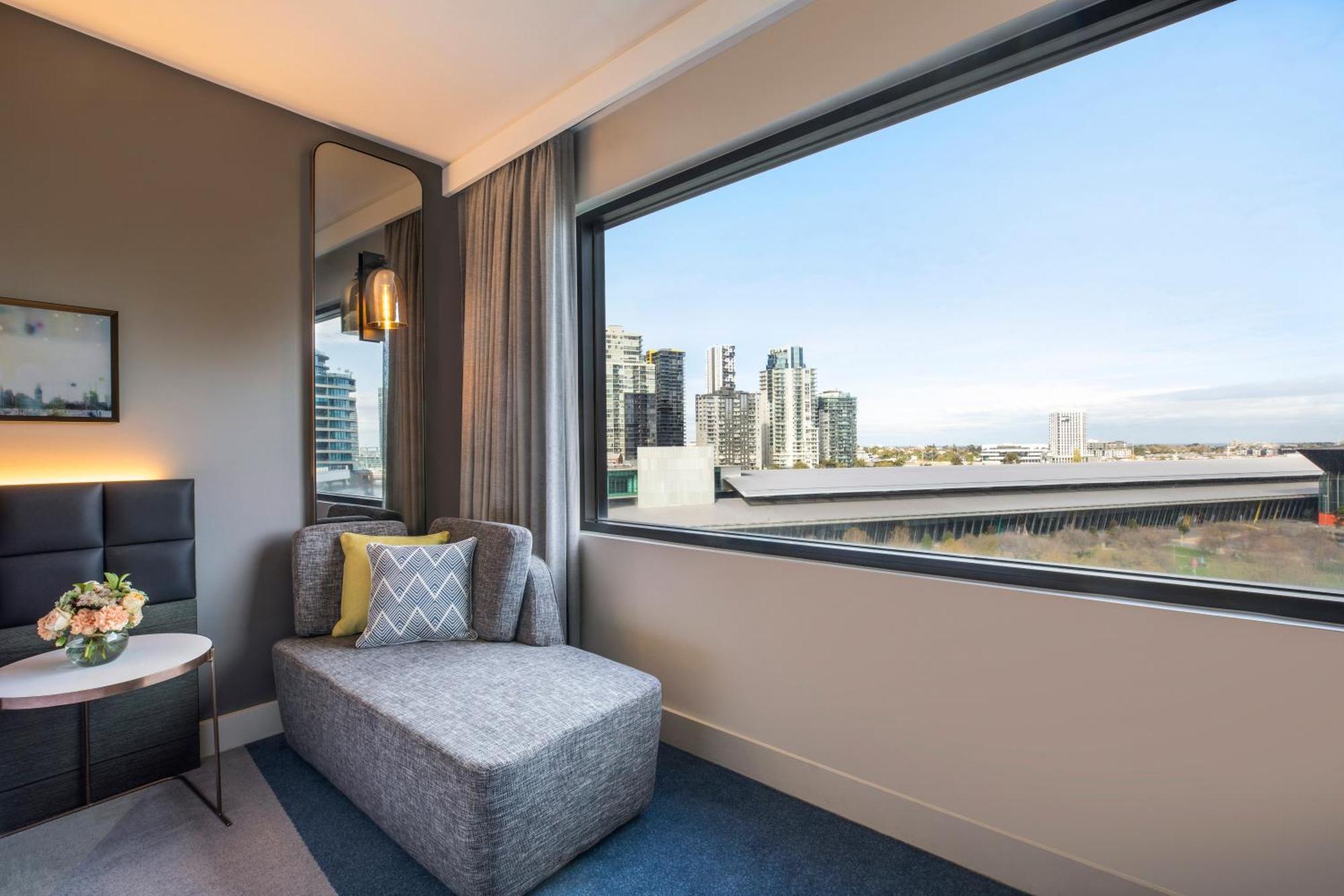 Standard King Room with River View - High Floor,1277413903:JPEG