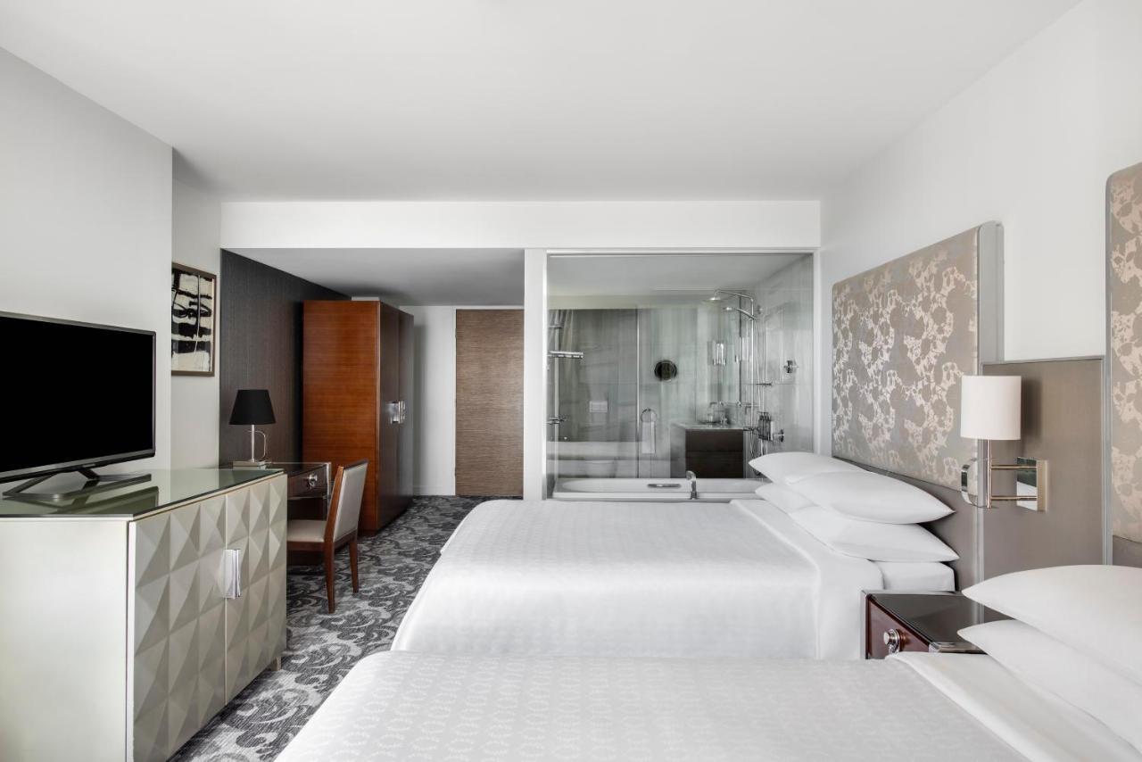Grand Deluxe Larger Room Two Double Beds Garden View Corner Room