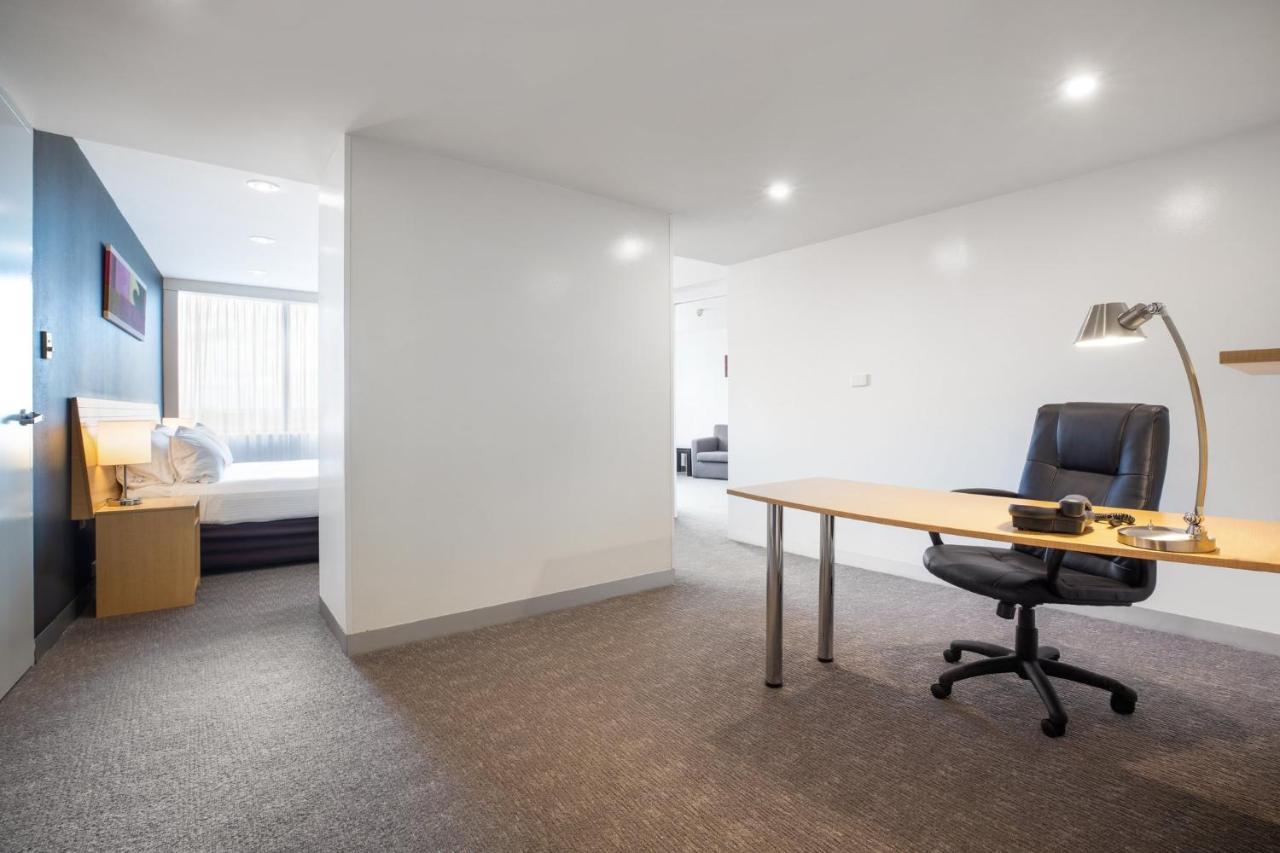 Executive Suite Non-Smoking