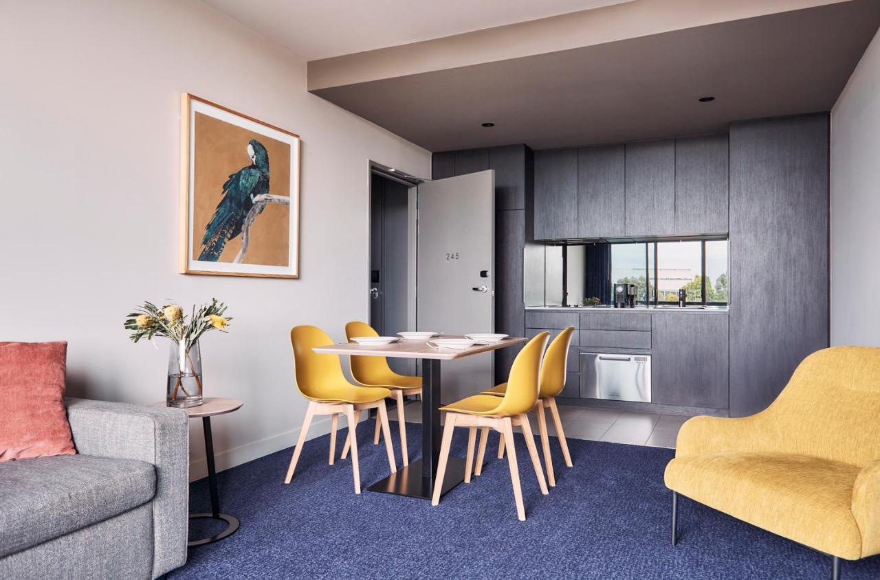 Two-Bedroom Apartment,1365928994:JPEG