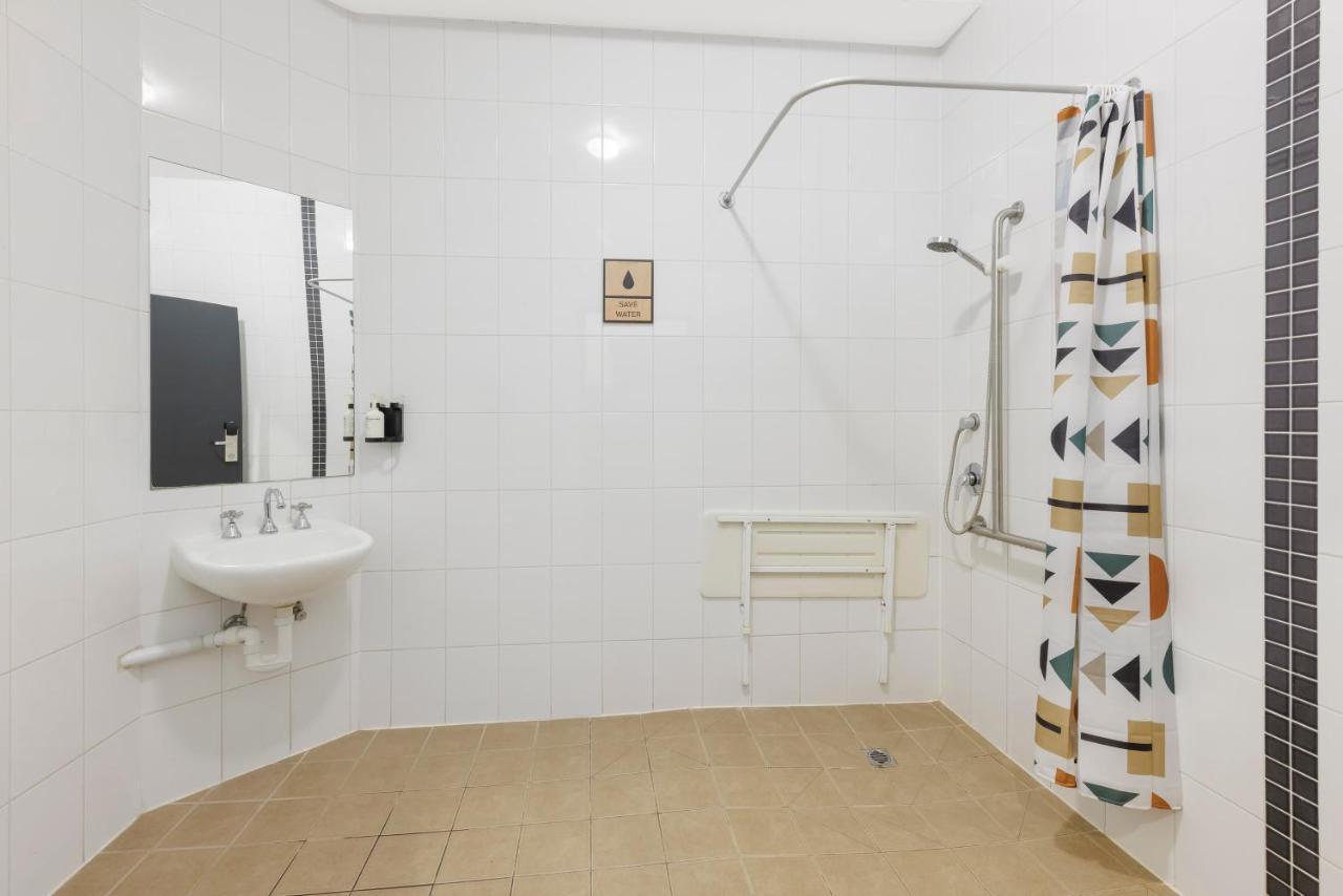 Bed 4-Bed Dormitory Room 18-35 years only
