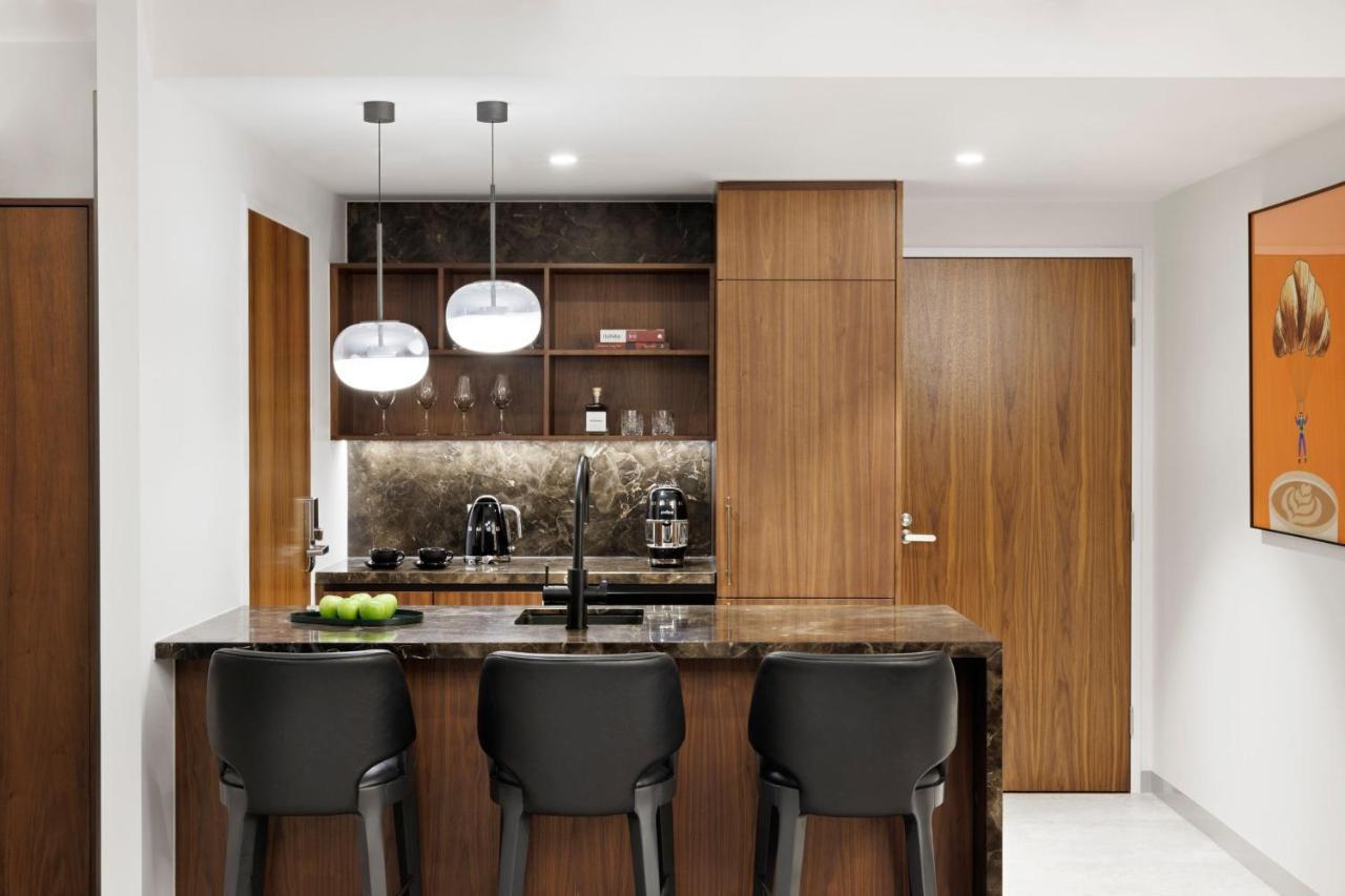 Two-Bedroom Suite Parliament City View
