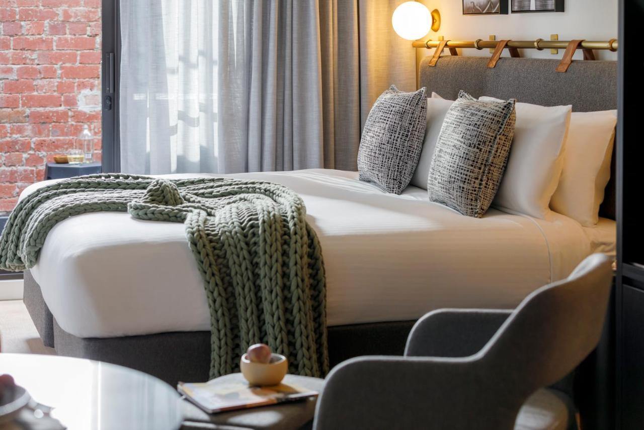 Executive Veriu Suite