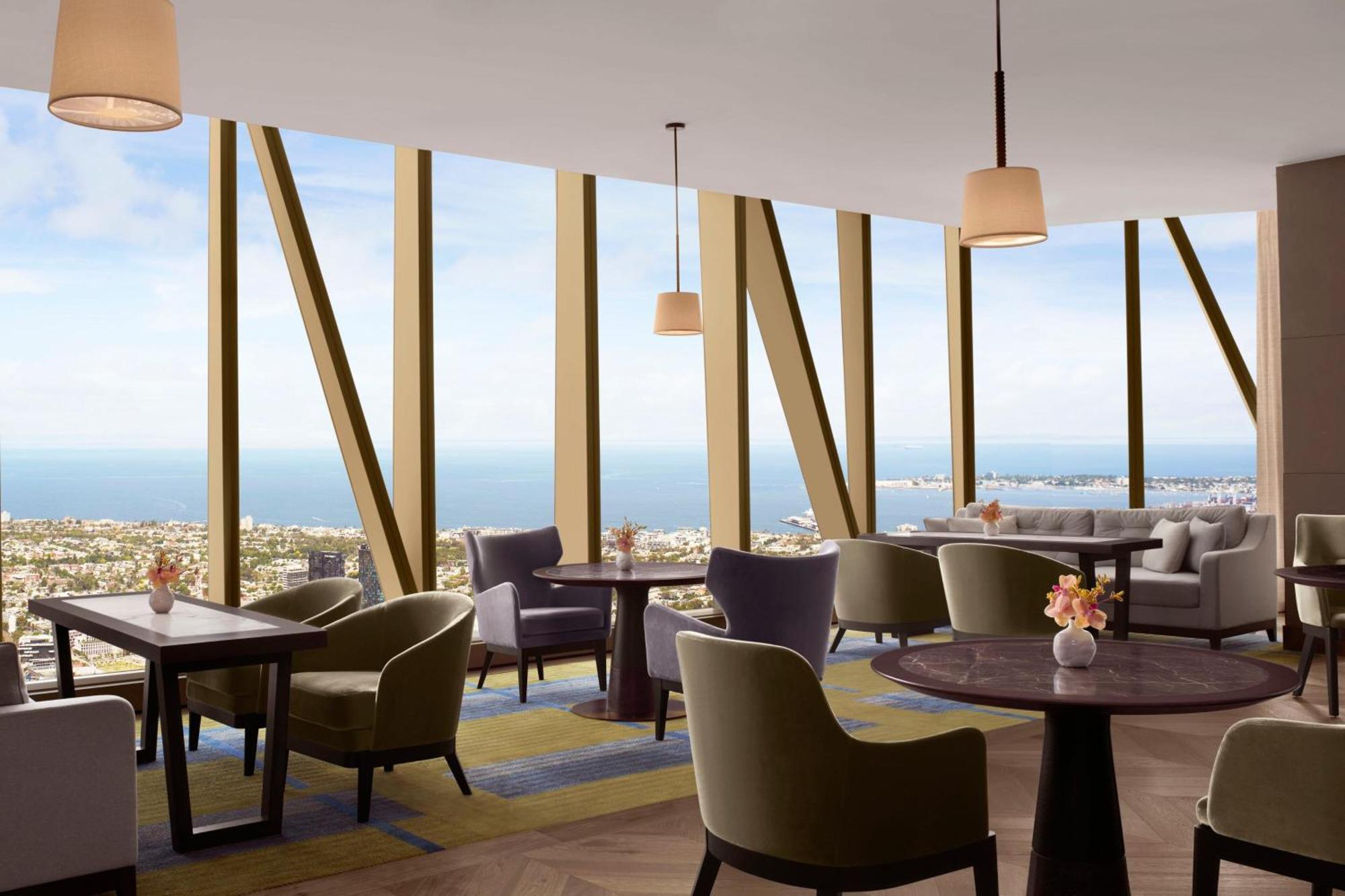 Yarra Suite Bay View 1 Bedroom 1 King Bed Study Club Access Half-Board