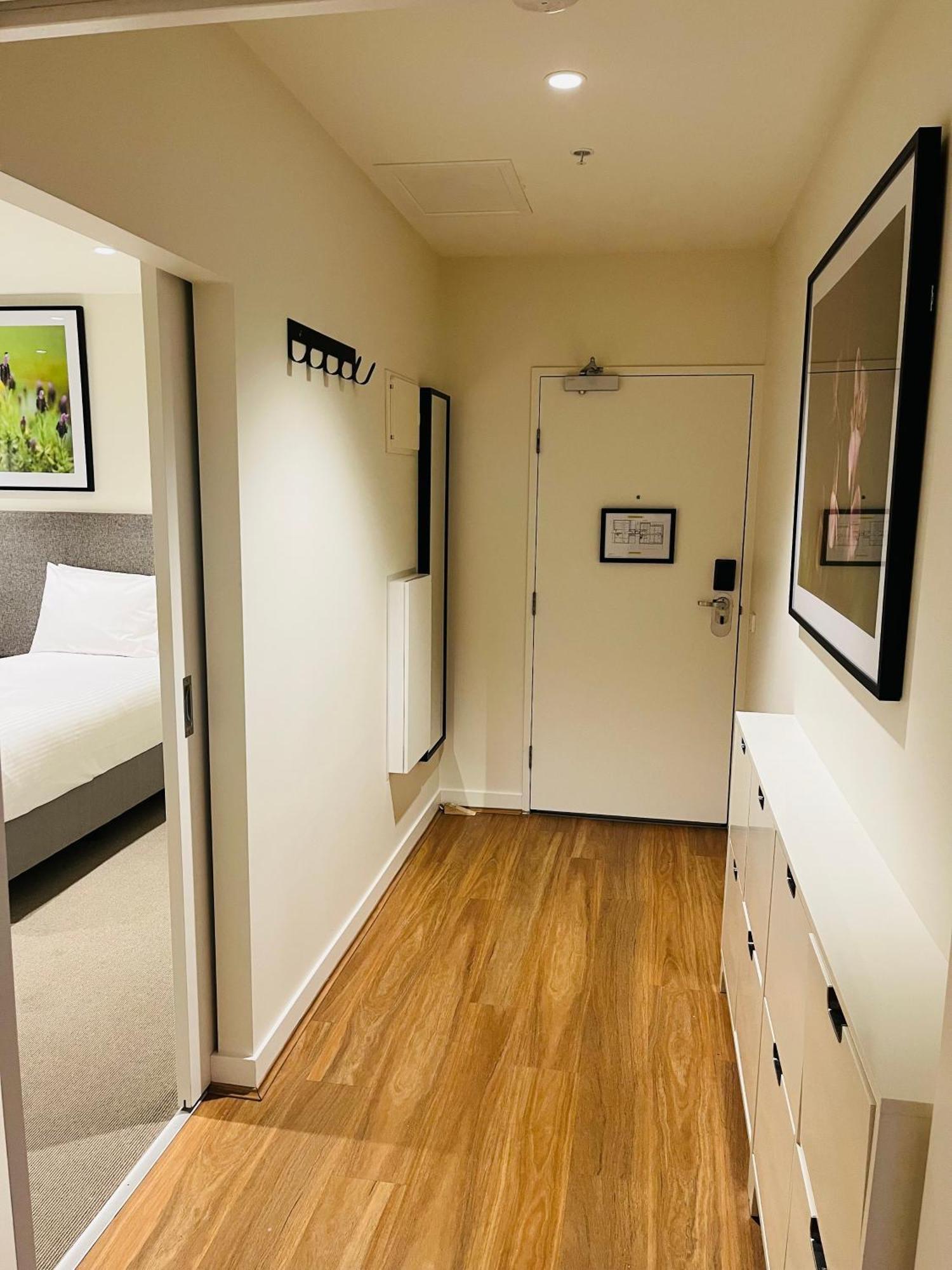 Three-Bedroom Deluxe Apartment,1583129179:JPEG