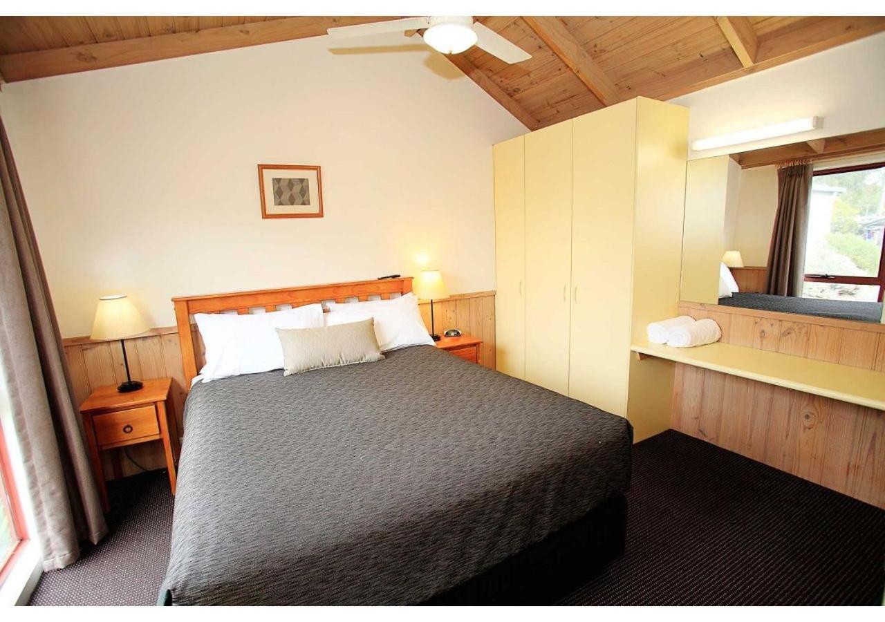 Superior 2 Bedroom Cabin
