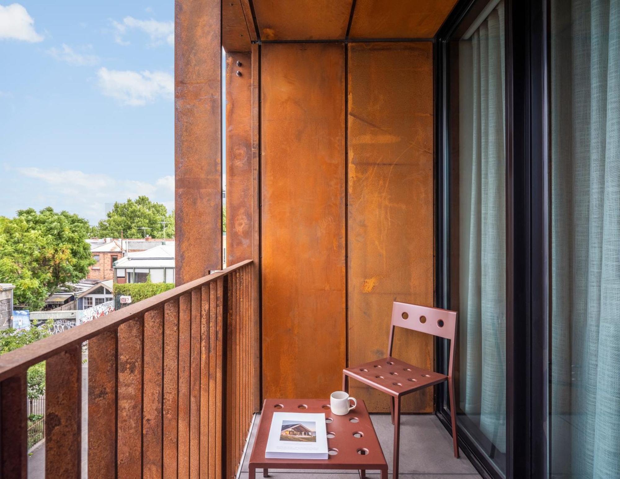 Premium King Balcony