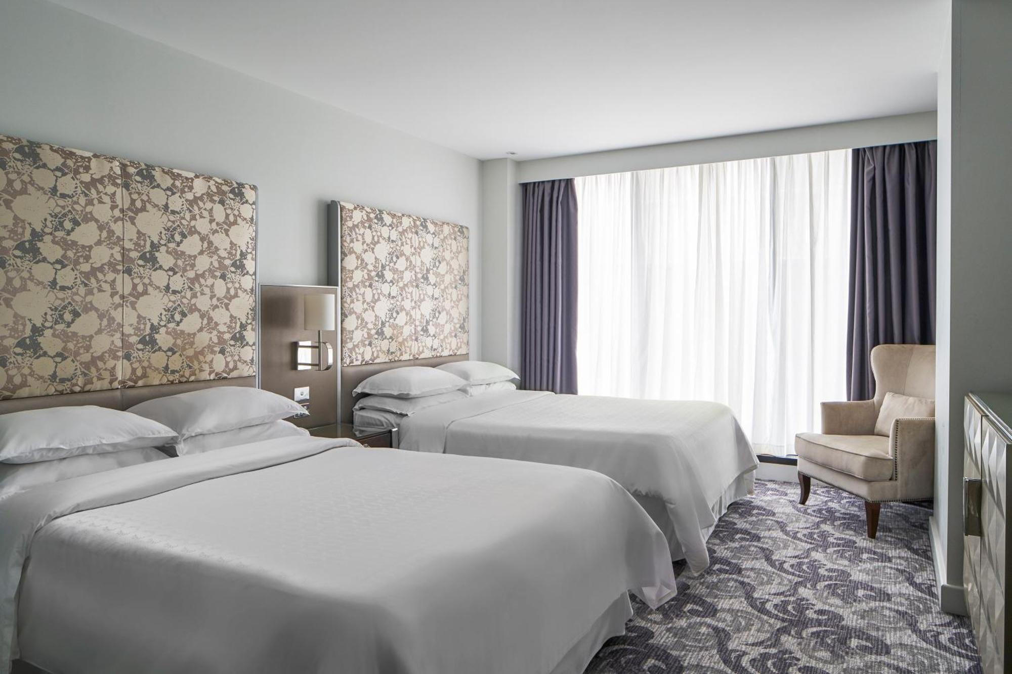 Superior Room Two Double Beds City View