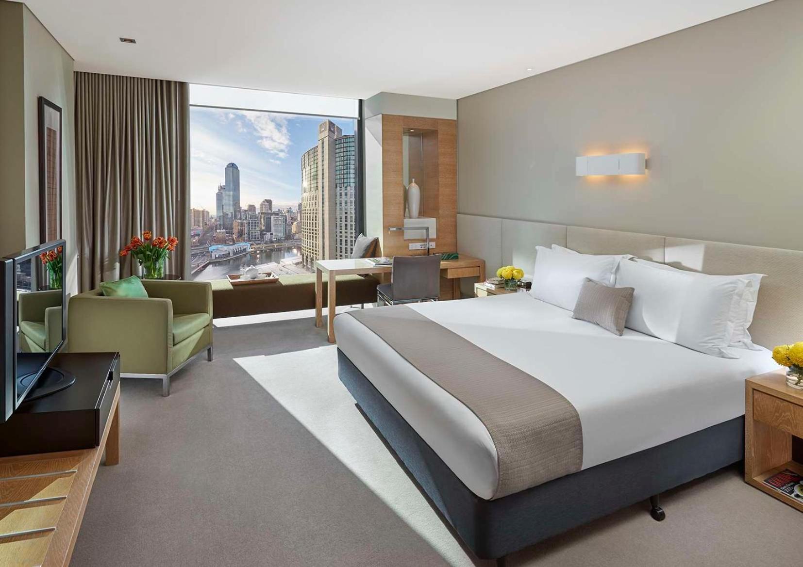 Standard King Room City View