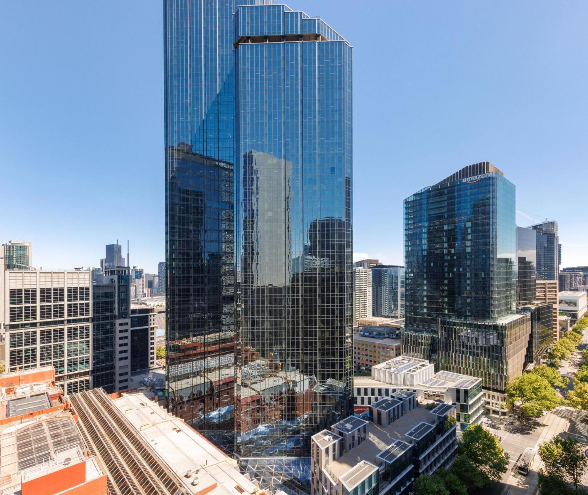 Studio Rooftop Apartment No Housekeeping