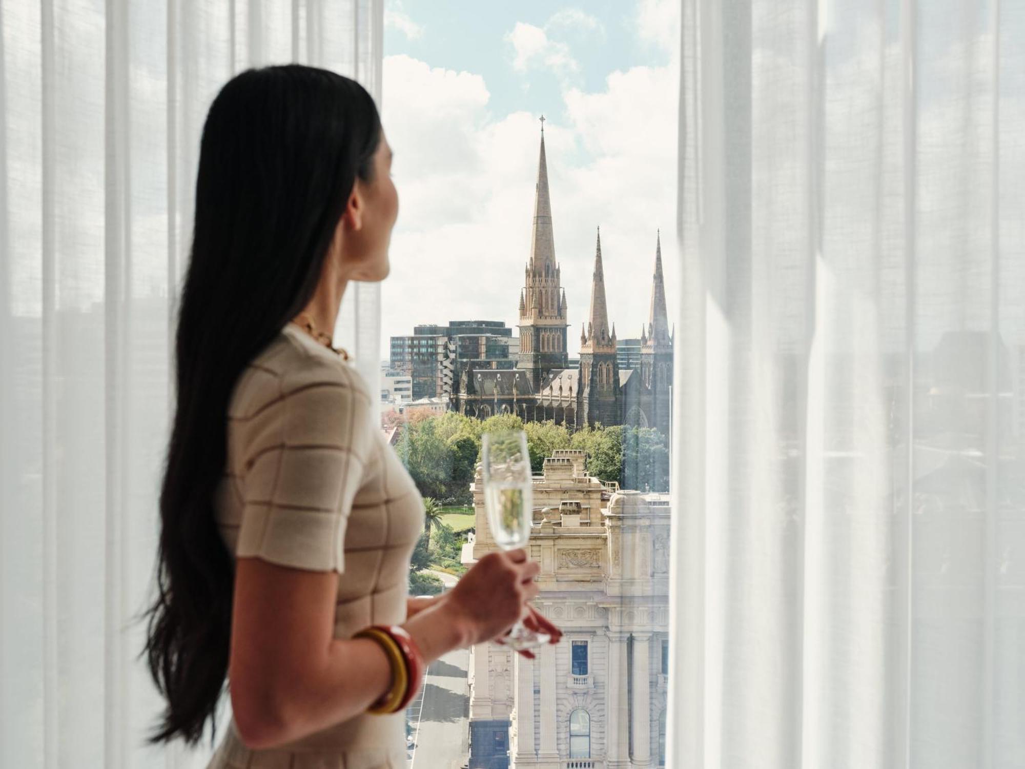 Two-Bedroom Suite Parliament City View