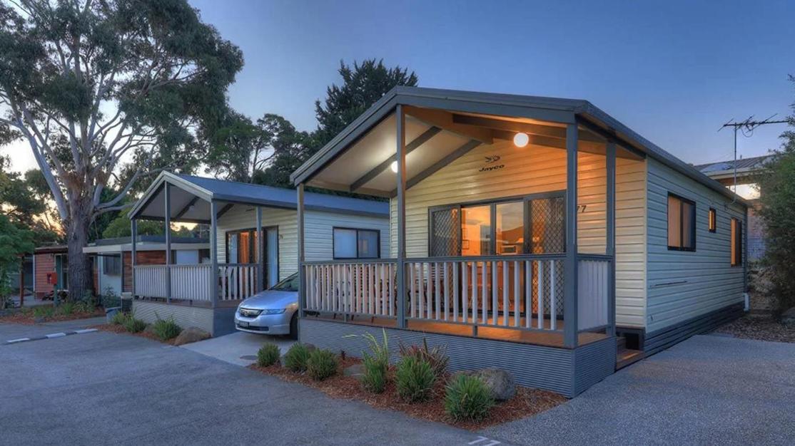 Two-Bedroom Deluxe Family Cabin