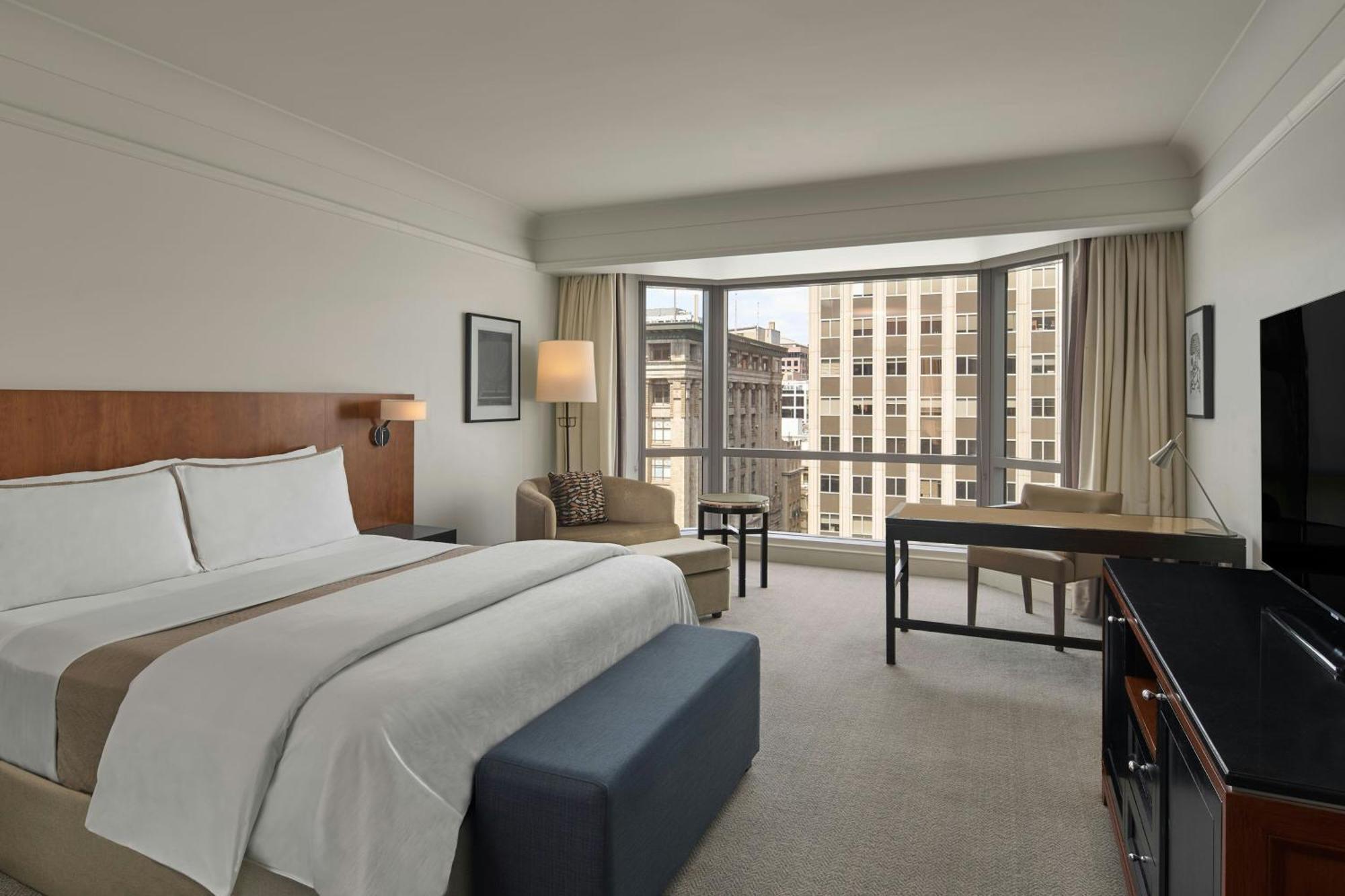 Deluxe King Room External View