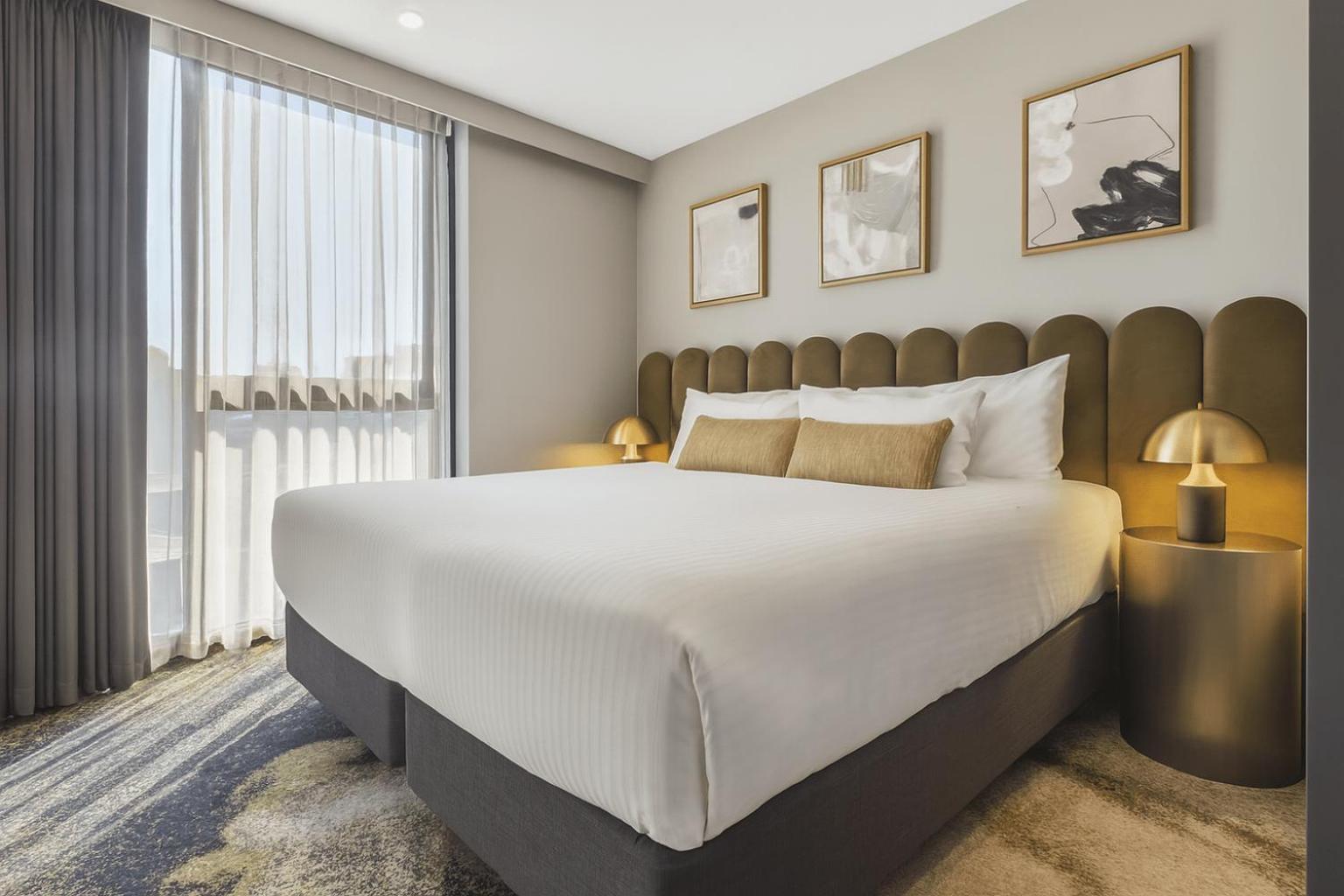 Two-Bedroom Apartment Two King Beds