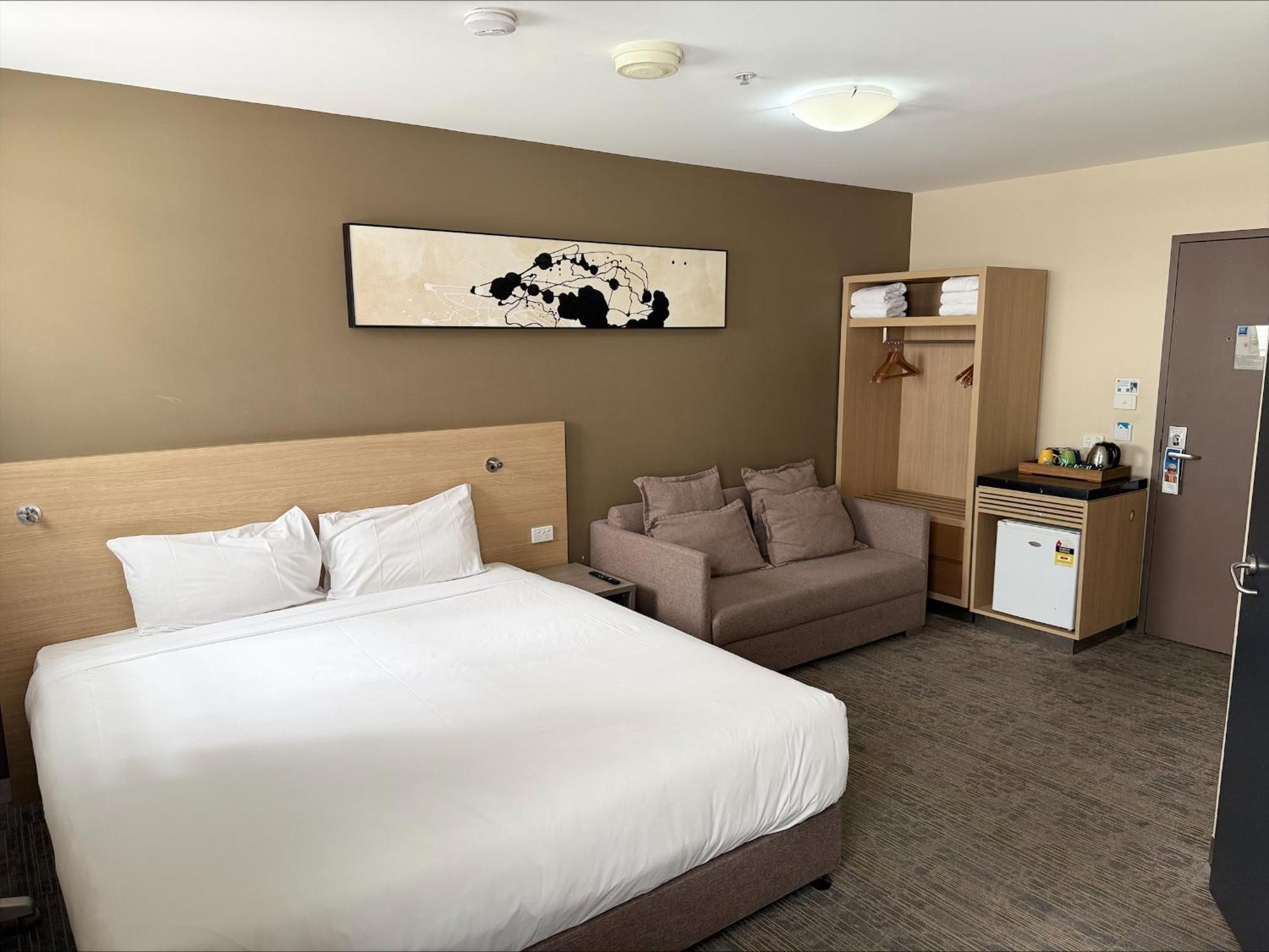 Double Room Two Double Beds Disability Access
