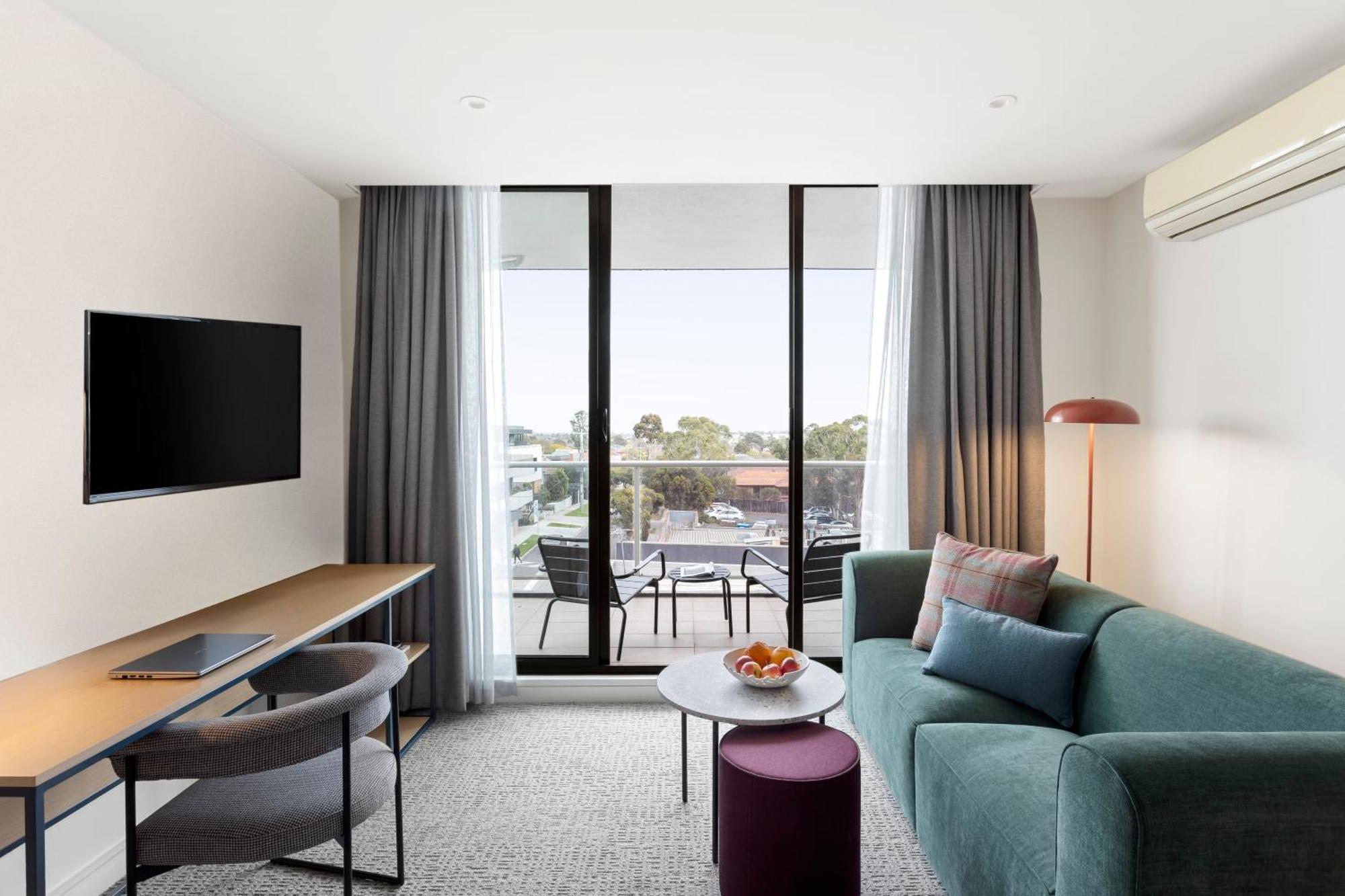 One-Bedroom Apartment,1706851555:JPEG