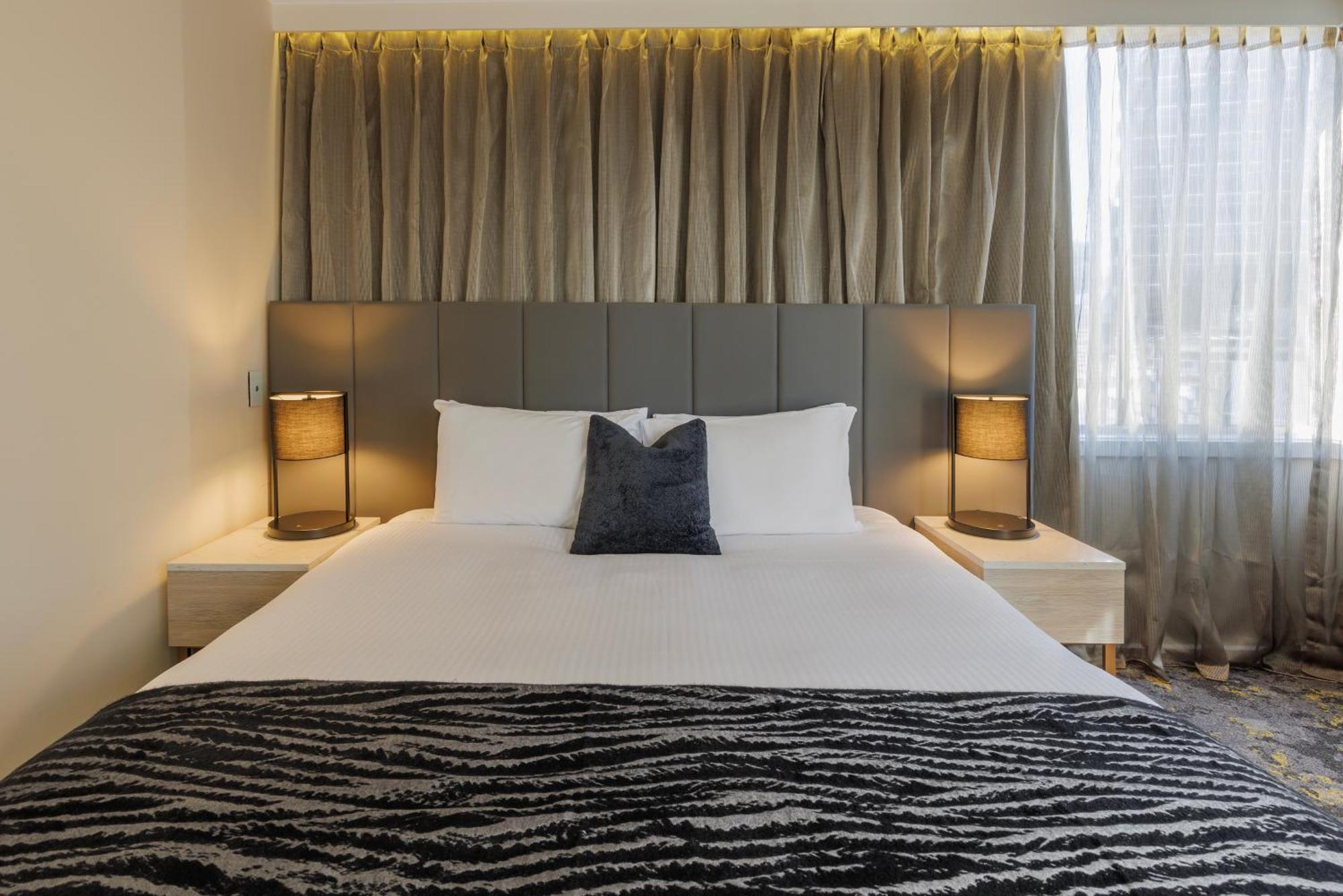 Premier King Room