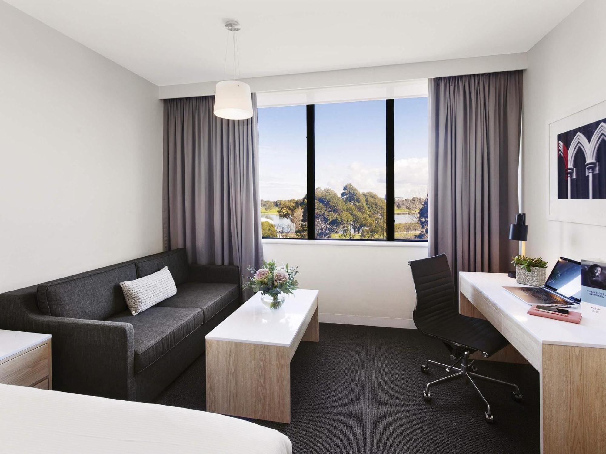 Standard King Room Lake View,1717026339:JPEG