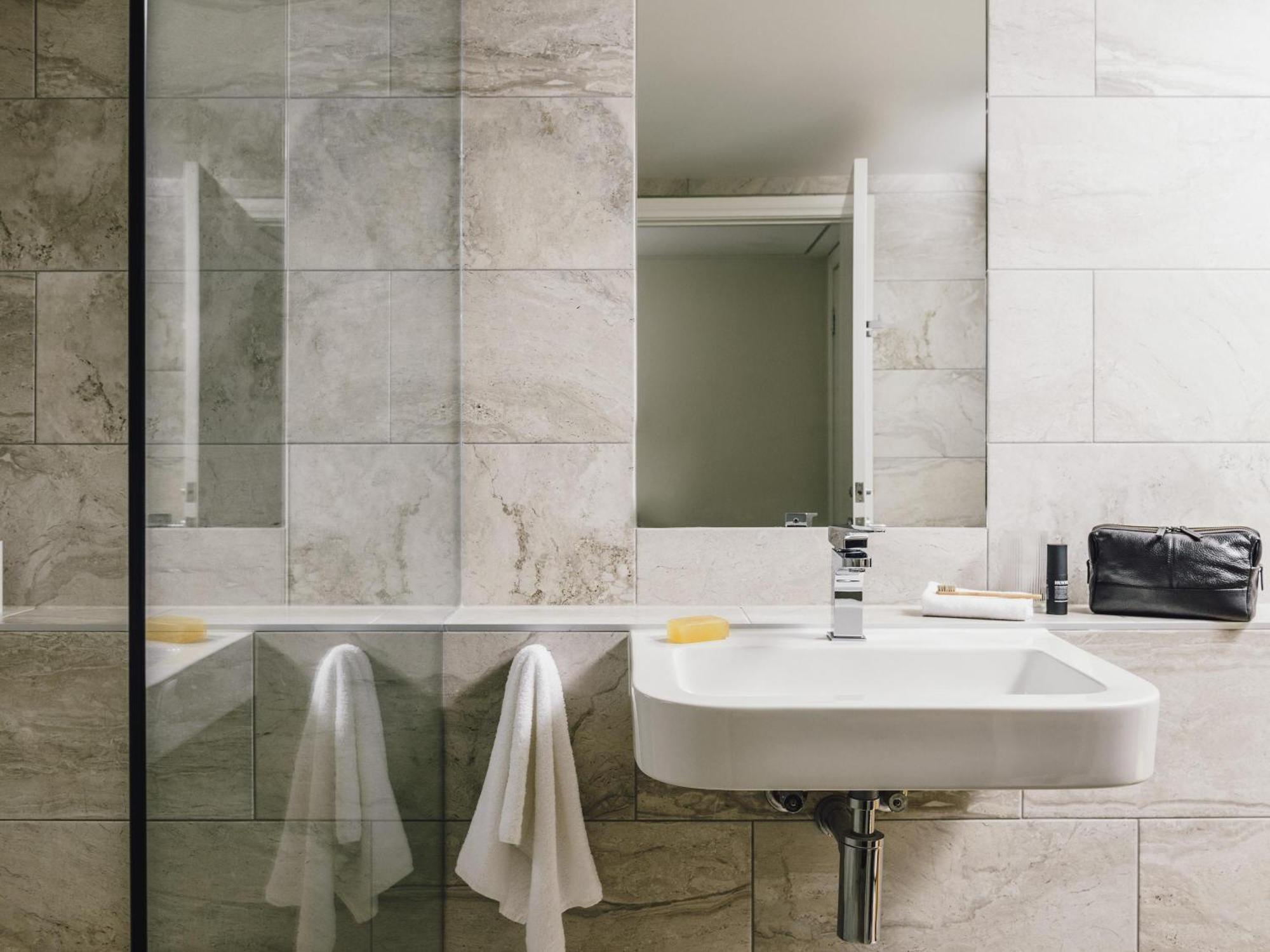 Two-Bedroom Two-Bathroom Superior Suite Balcony Floors 4 9