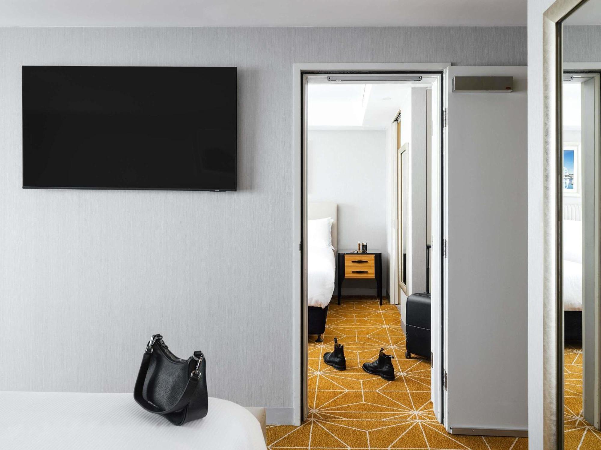 Family Suite Interconnecting