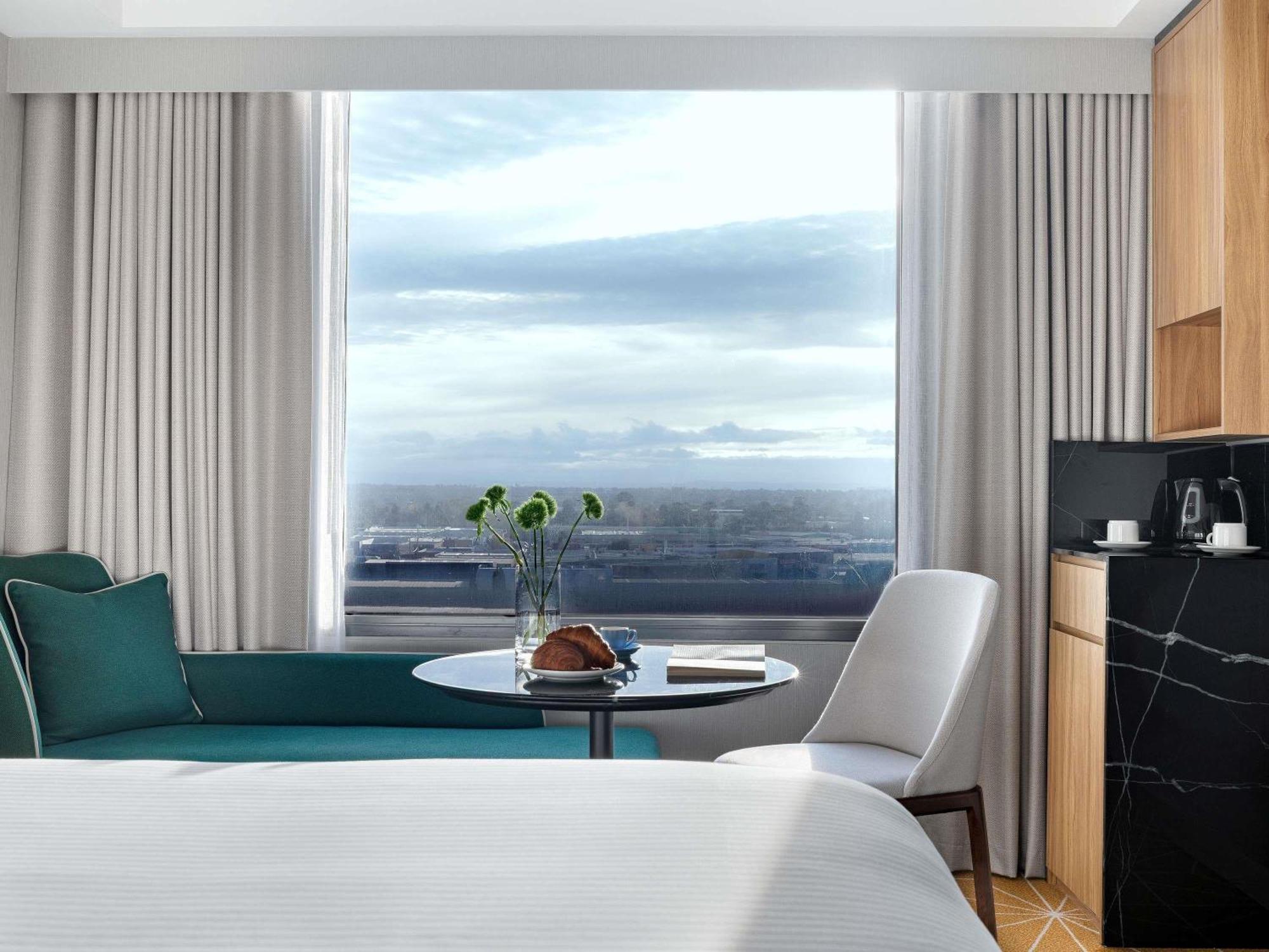 Premium King Room