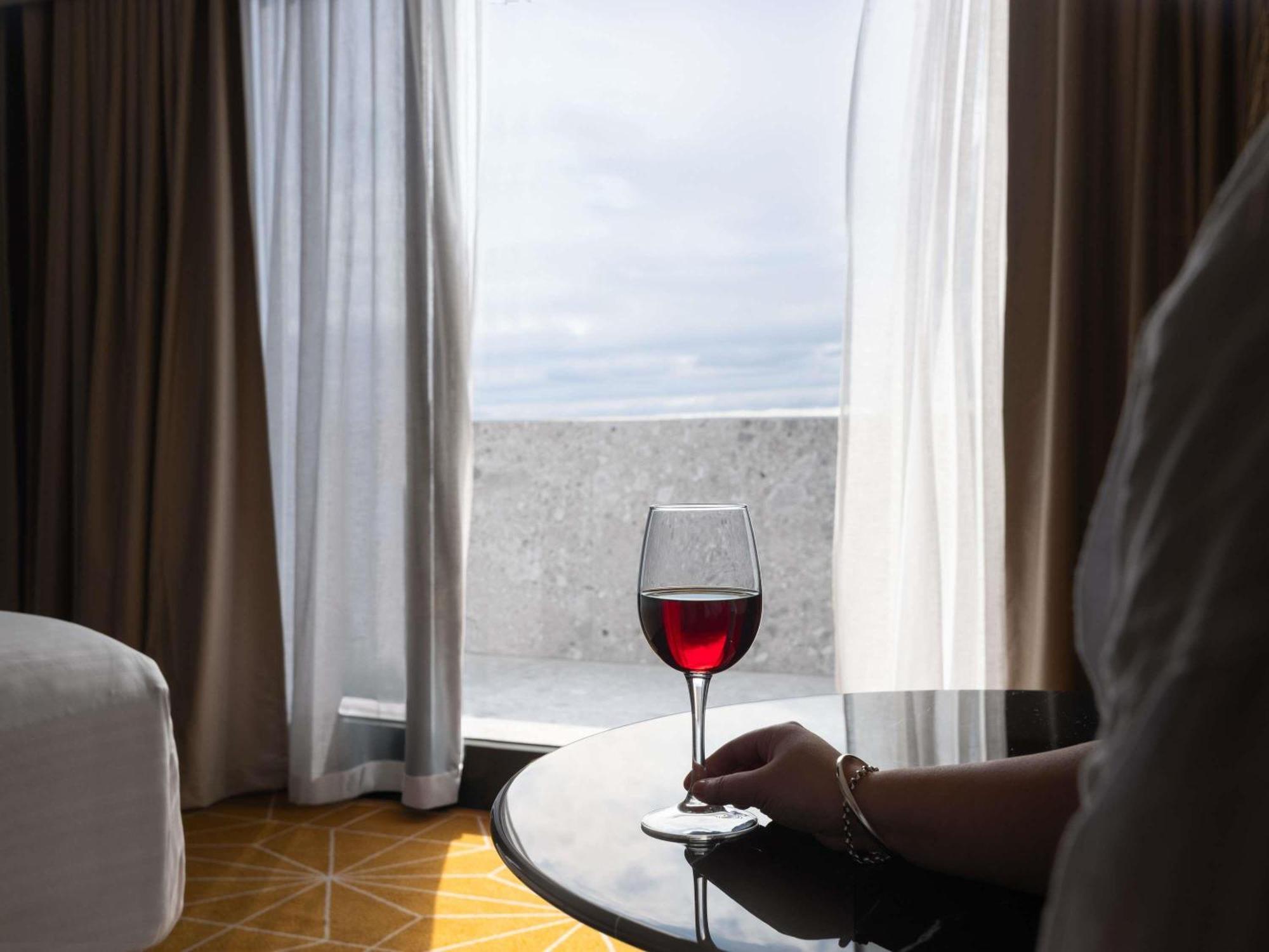 Premium King Suite