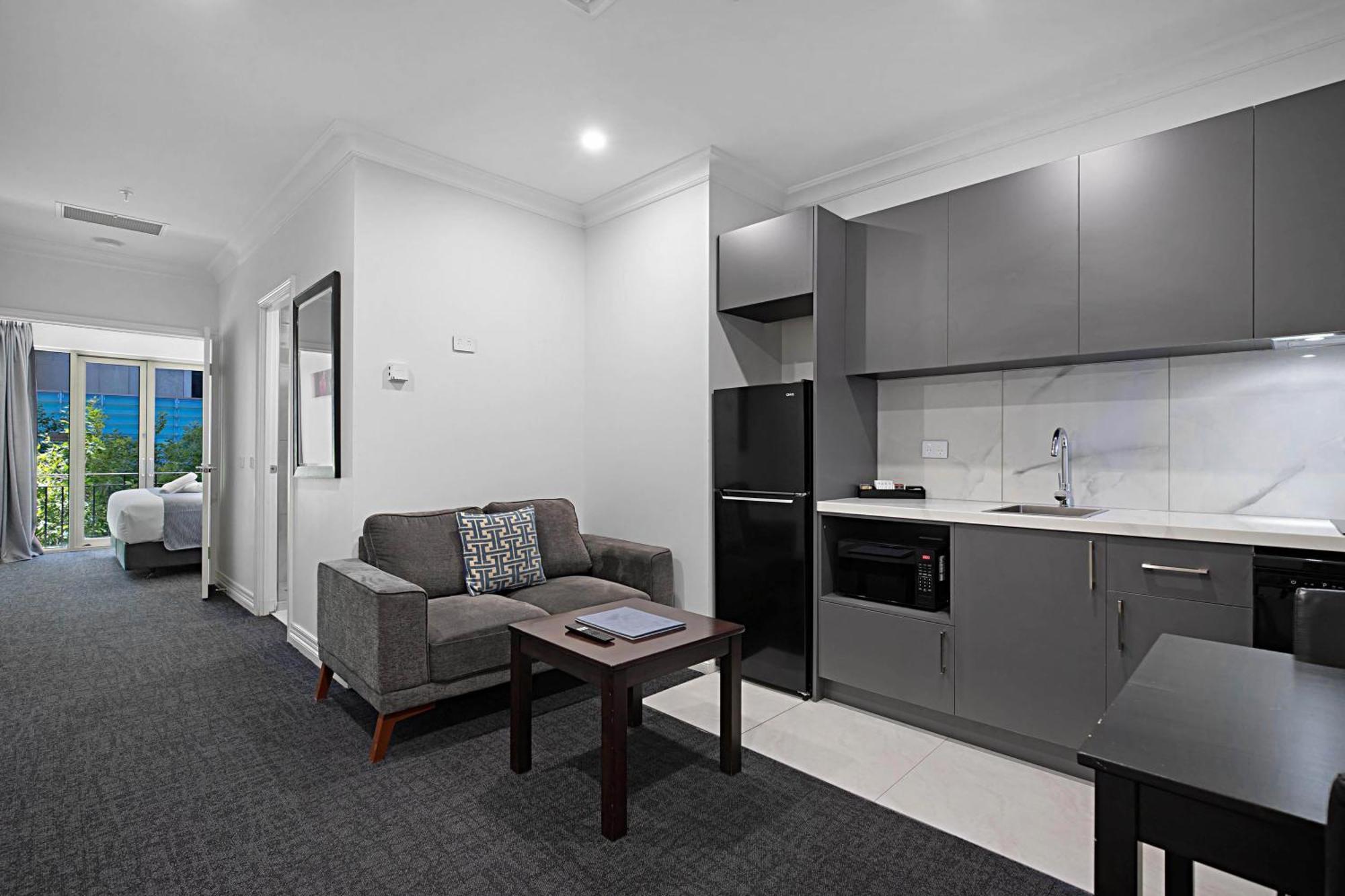 Superior Premier King Apartment Non-Smoking