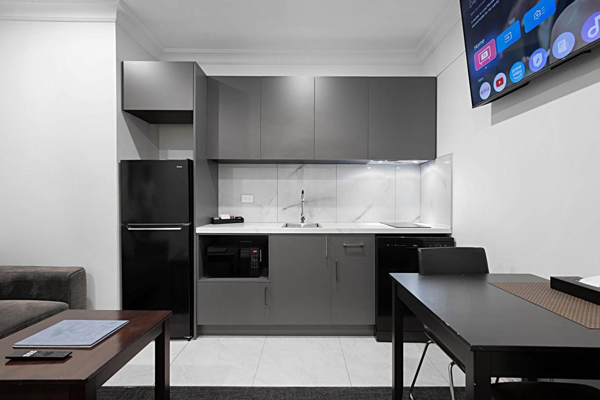 Superior Premier King Apartment Non-Smoking