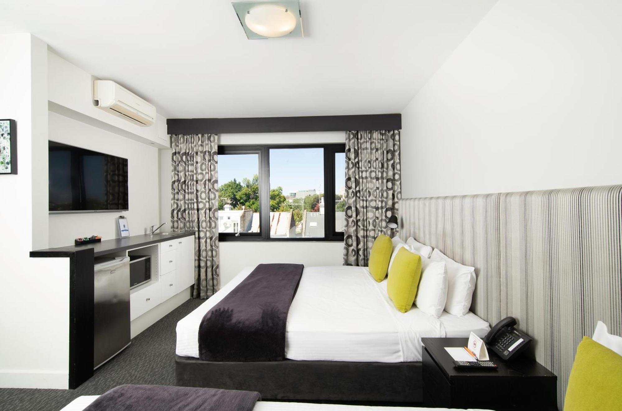 Executive Triple Room