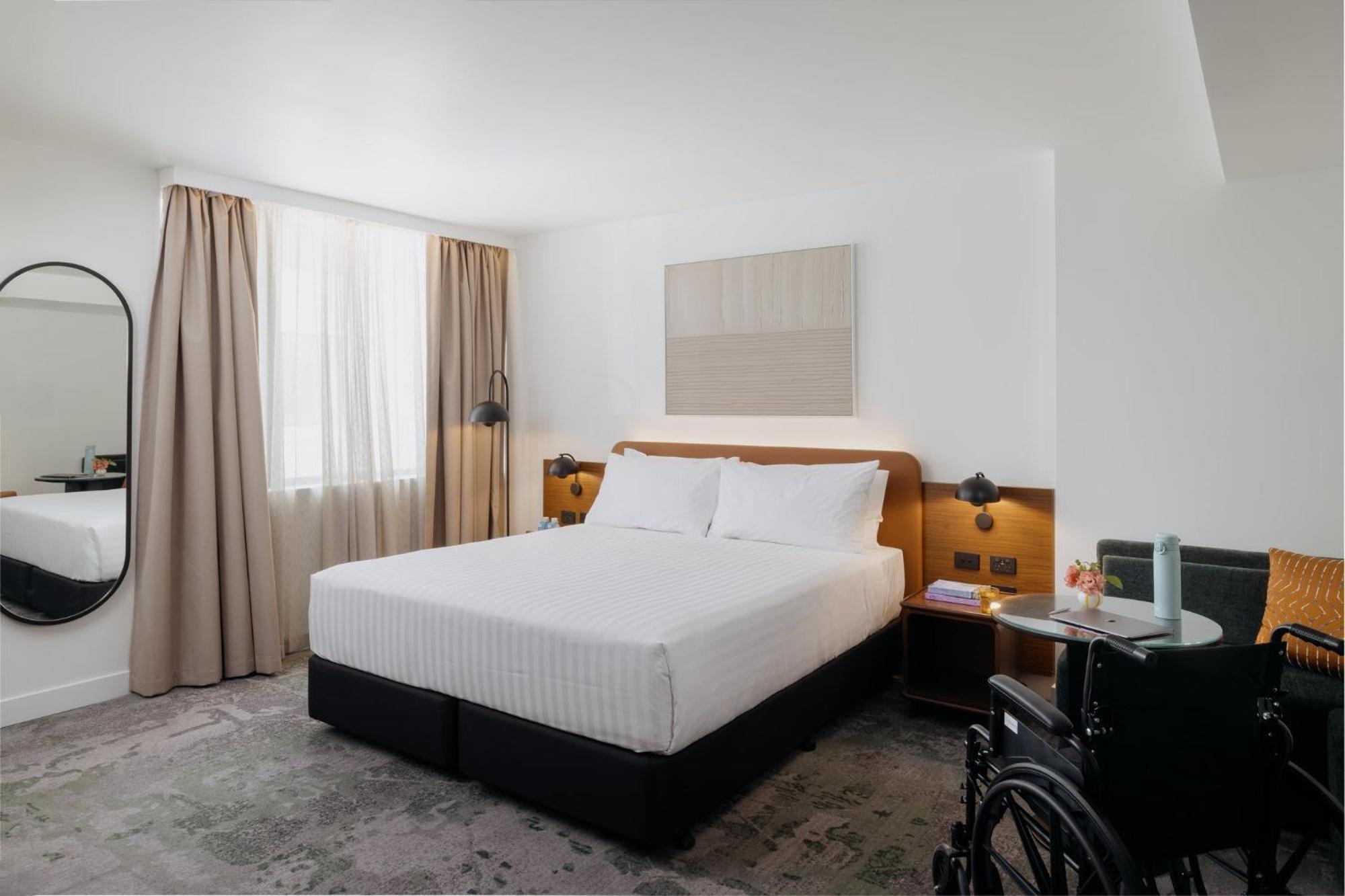 Standard King Room Accessible