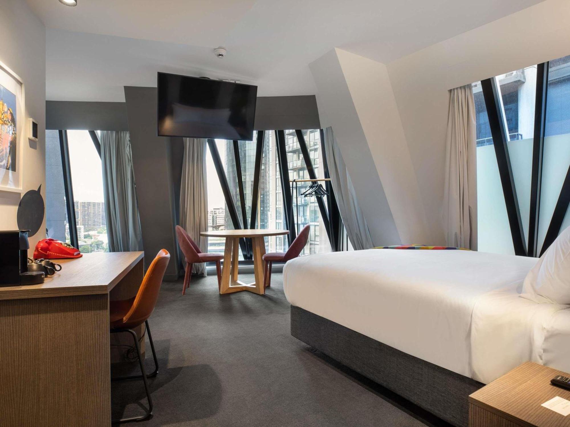 Queen Suite