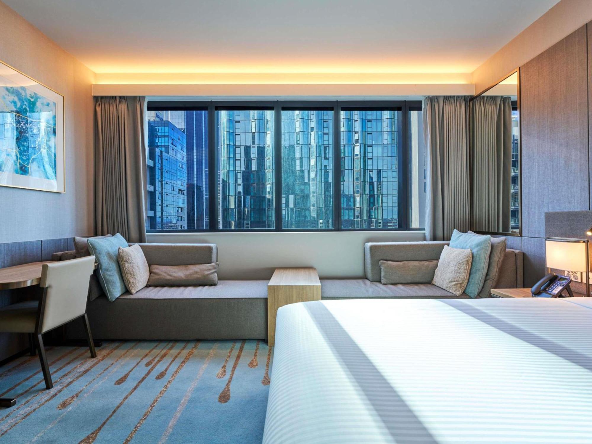 Deluxe King Room