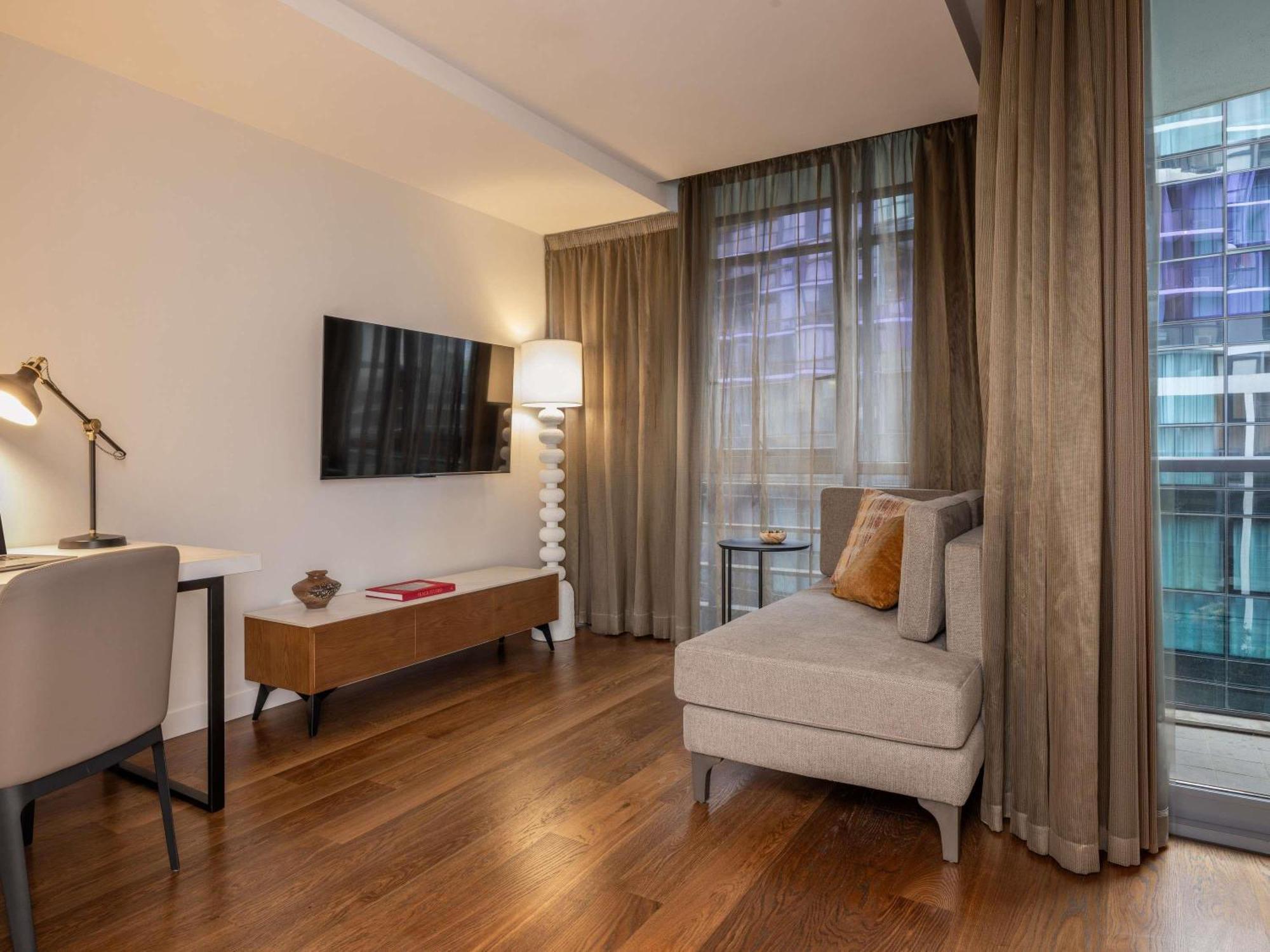 Studio Apartment with Balcony