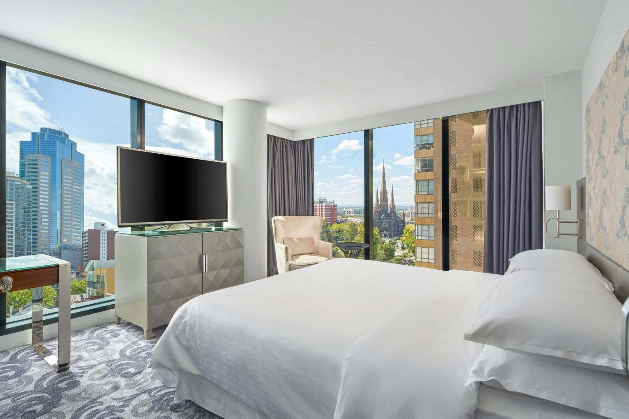 Federation One-Bedroom King Suite Terrace City View