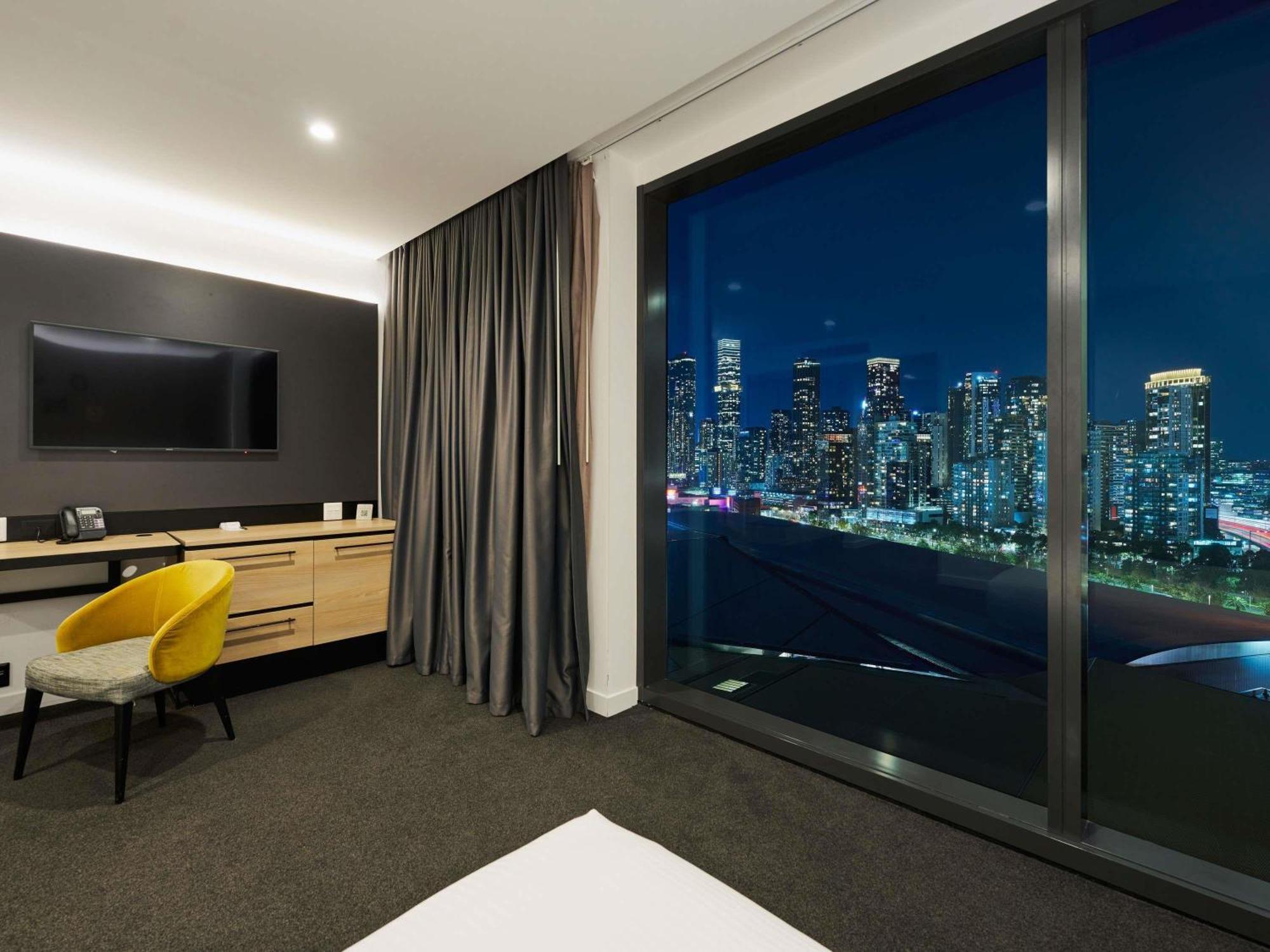 Superior King Room