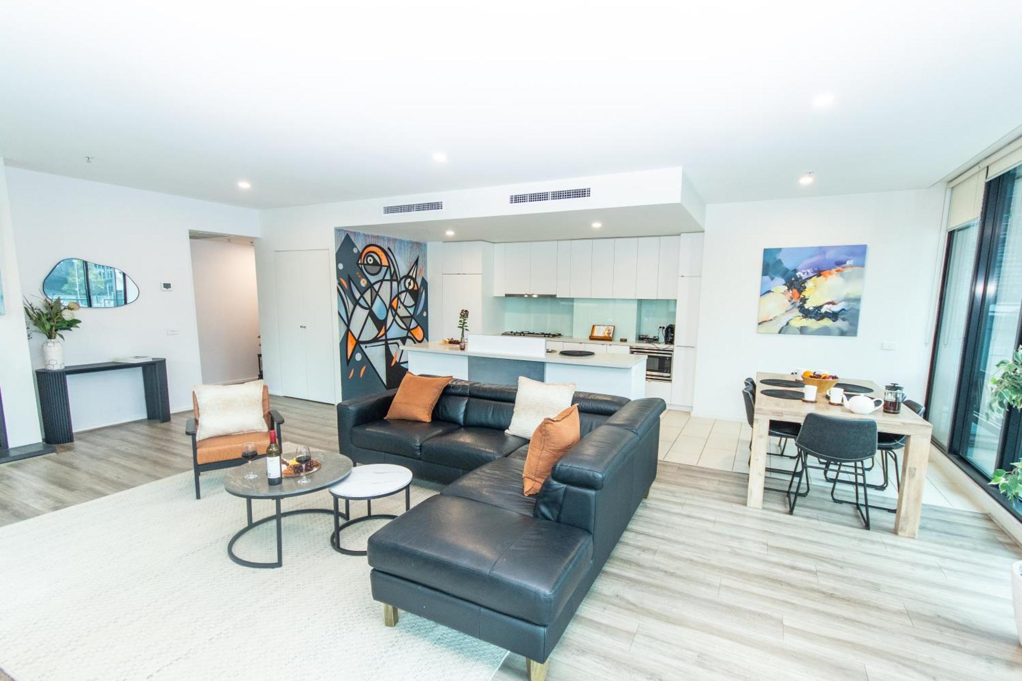 Three-Bedroom Executive Apartment River View
