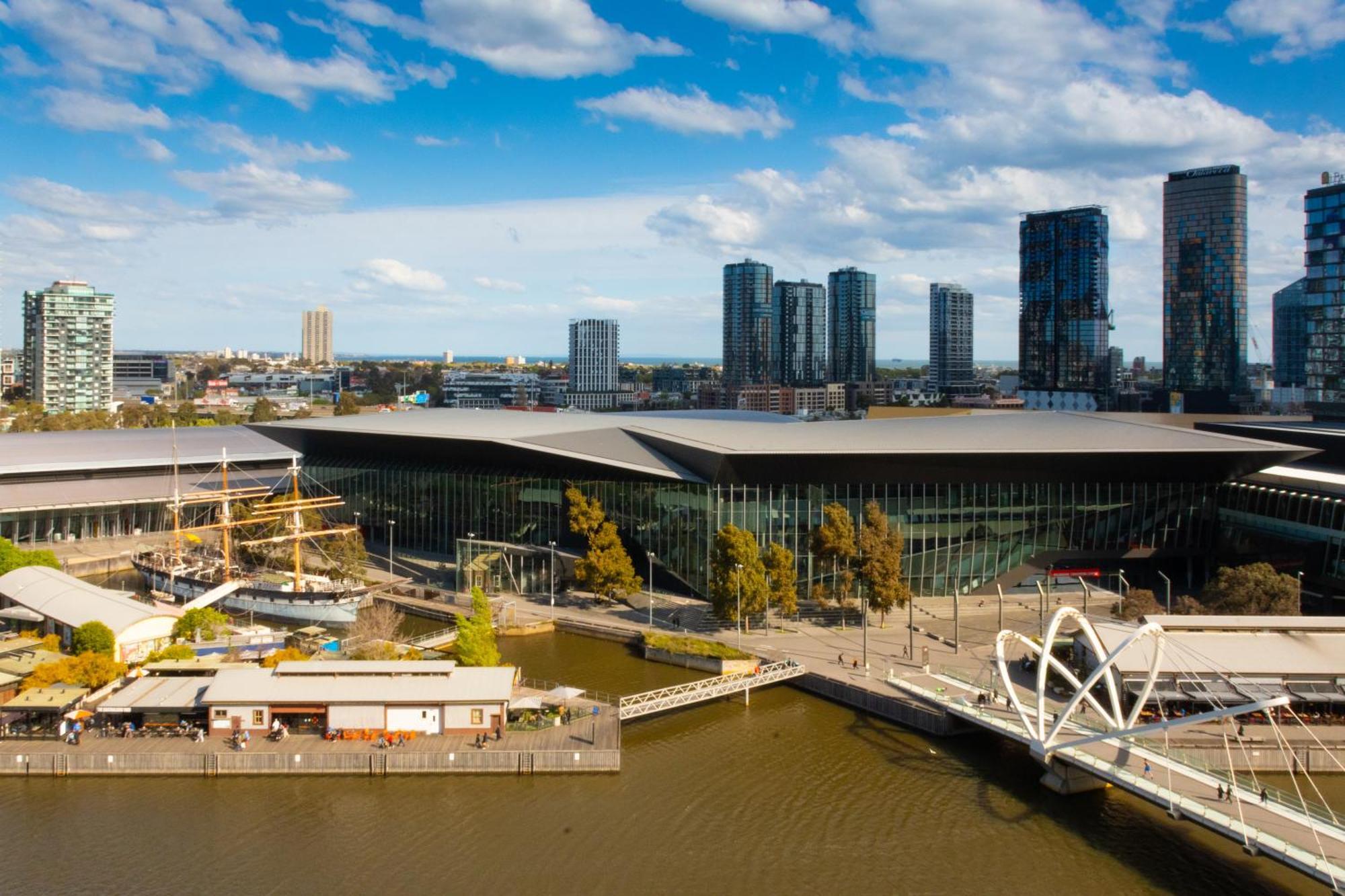 Three-Bedroom Executive Apartment River View