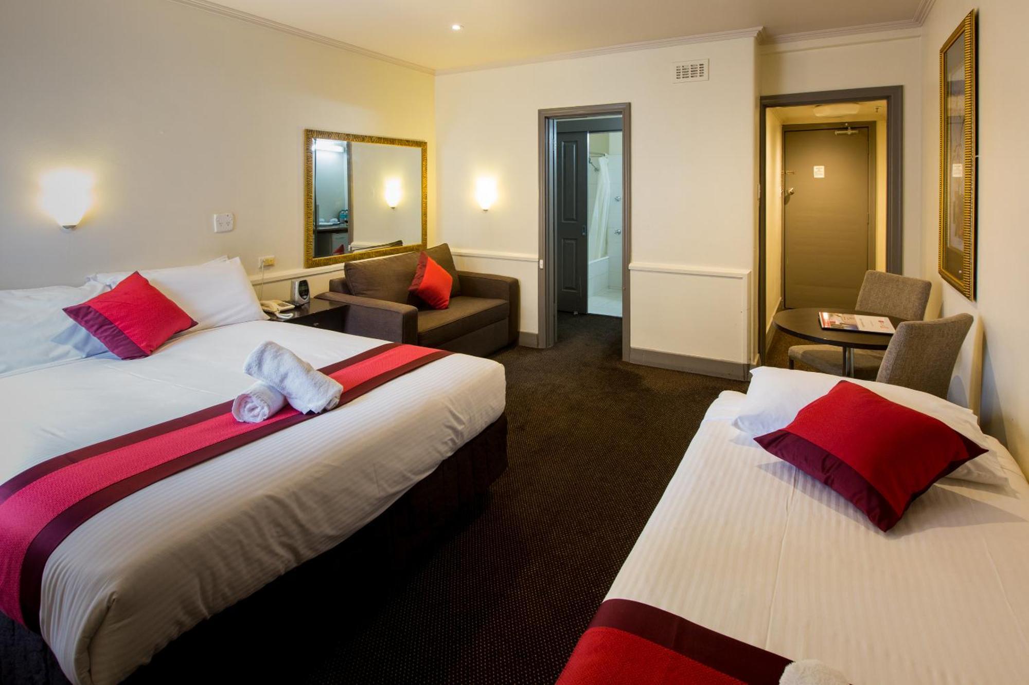 Standard Twin Room