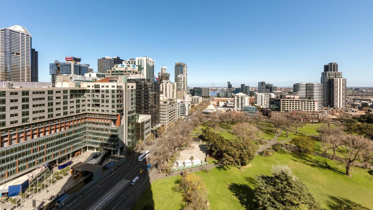 Upgrade Studio Park View & Balcony No Housekeeping