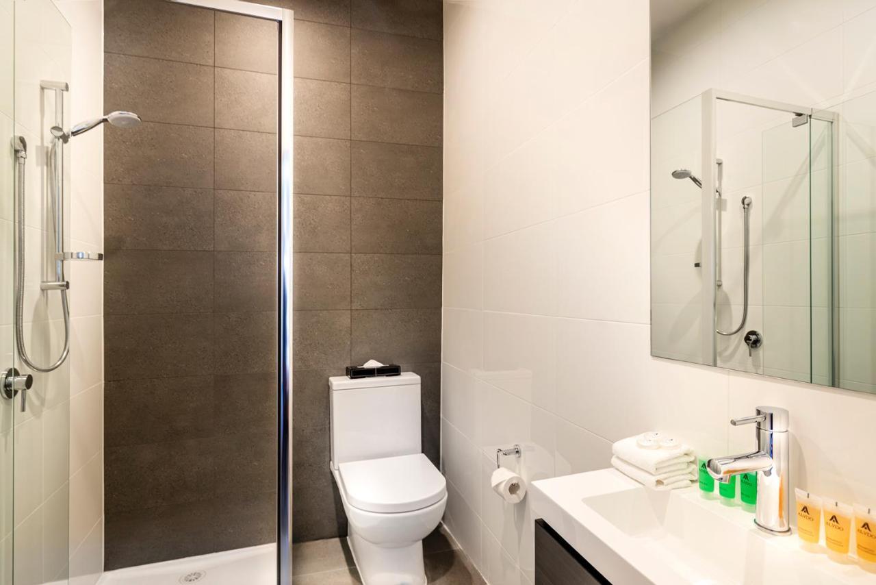 Triple Room with Private External Bathroom