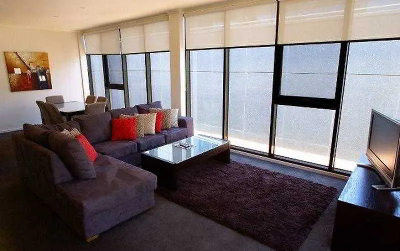 Riverside Apartments Melbourne-1