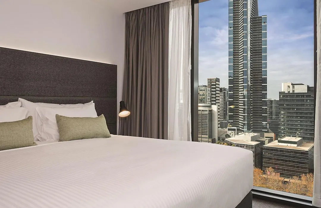 Vibe Hotel Melbourne-1