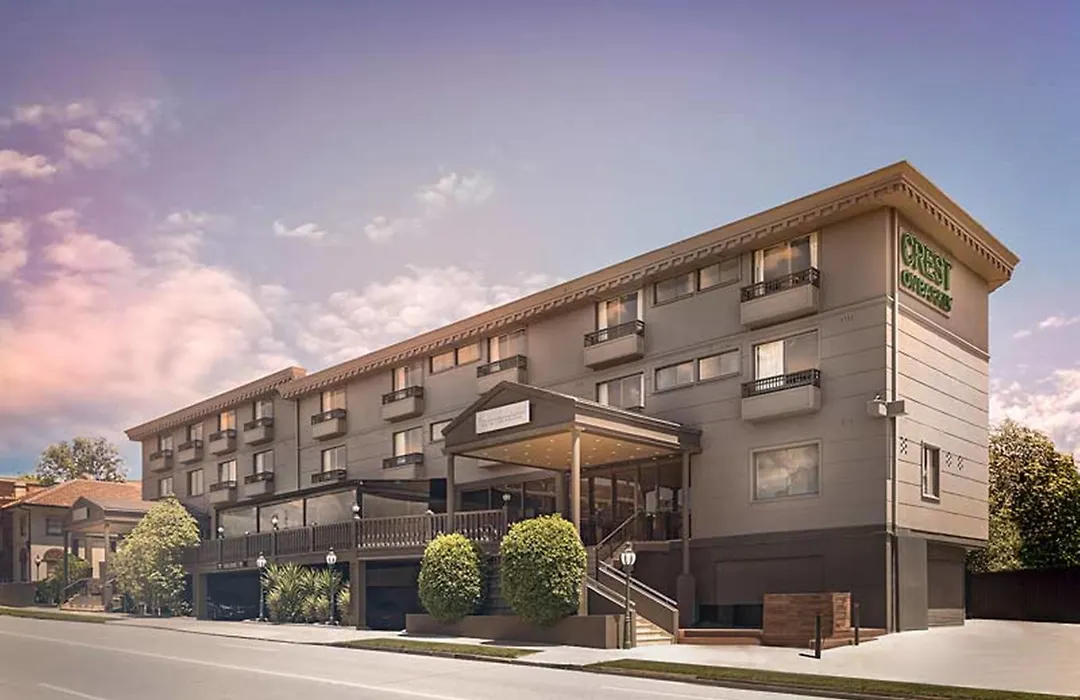 Crest On Barkly Hotel-1