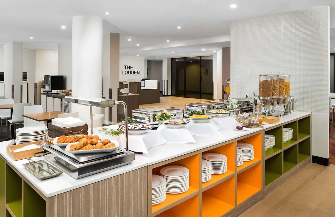 Mercure Melbourne City Centre-1